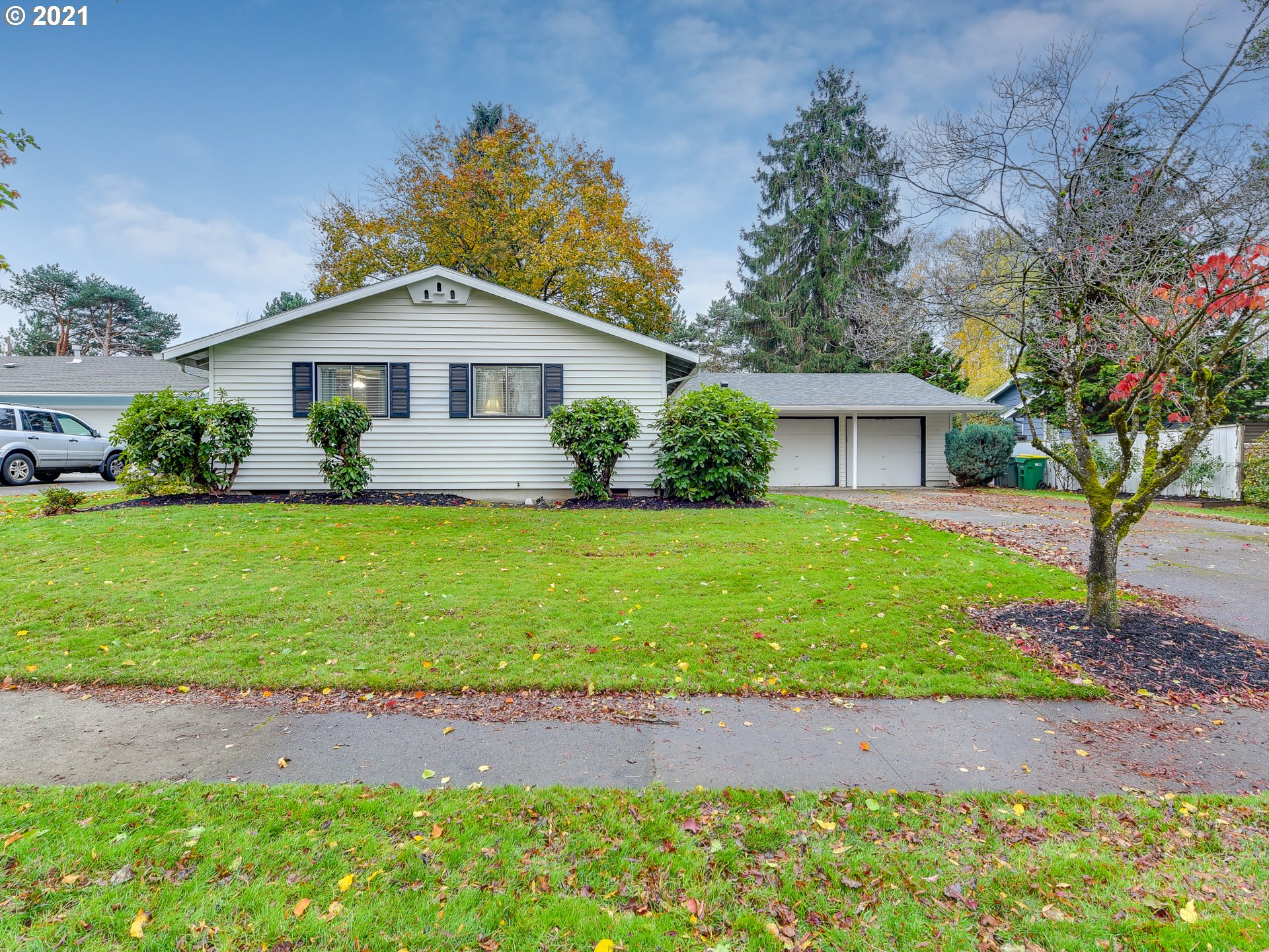 5425 SW ELM AVE (1 of 32)