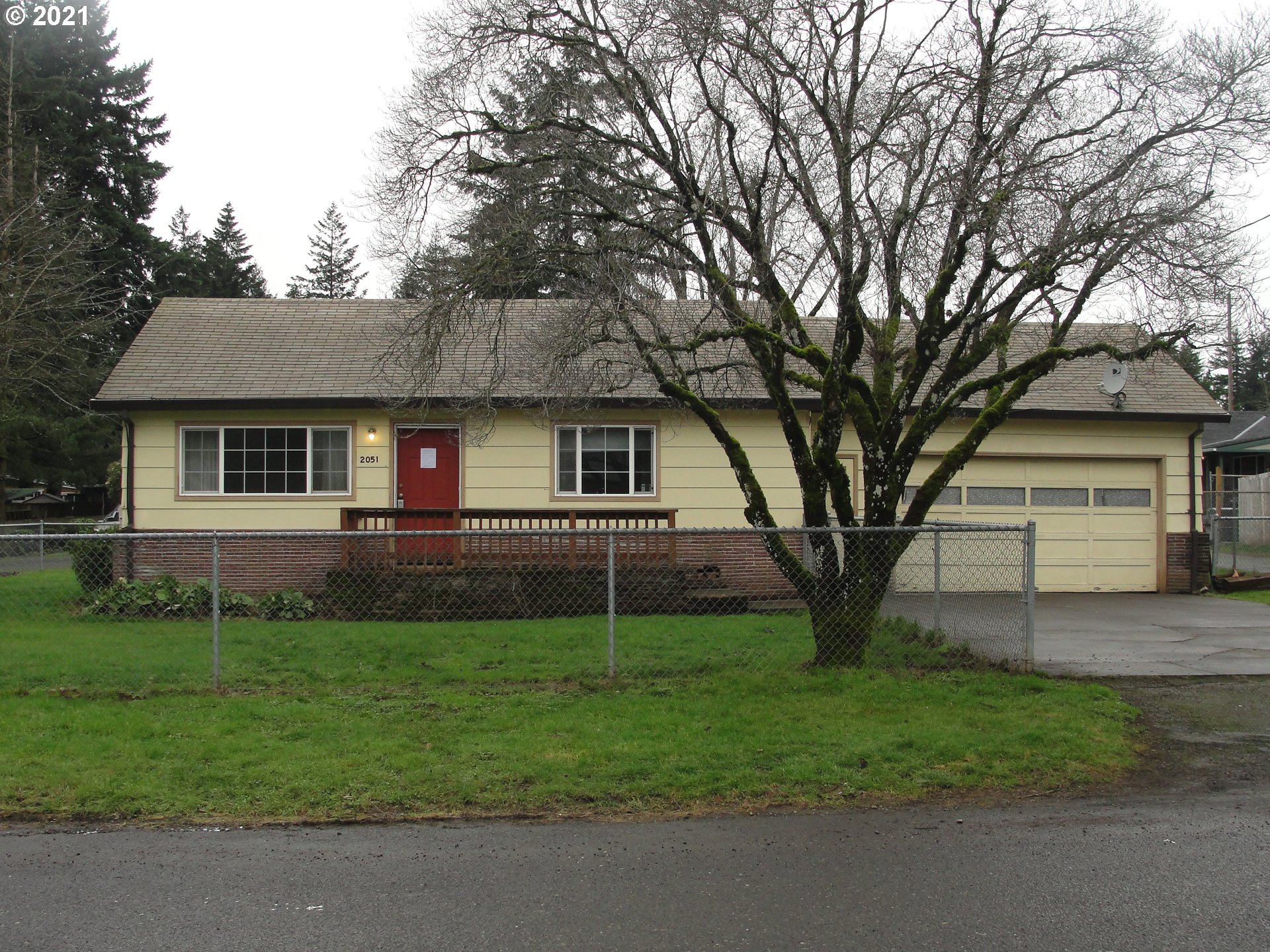 2051 SE 143RD AVE (1 of 22)
