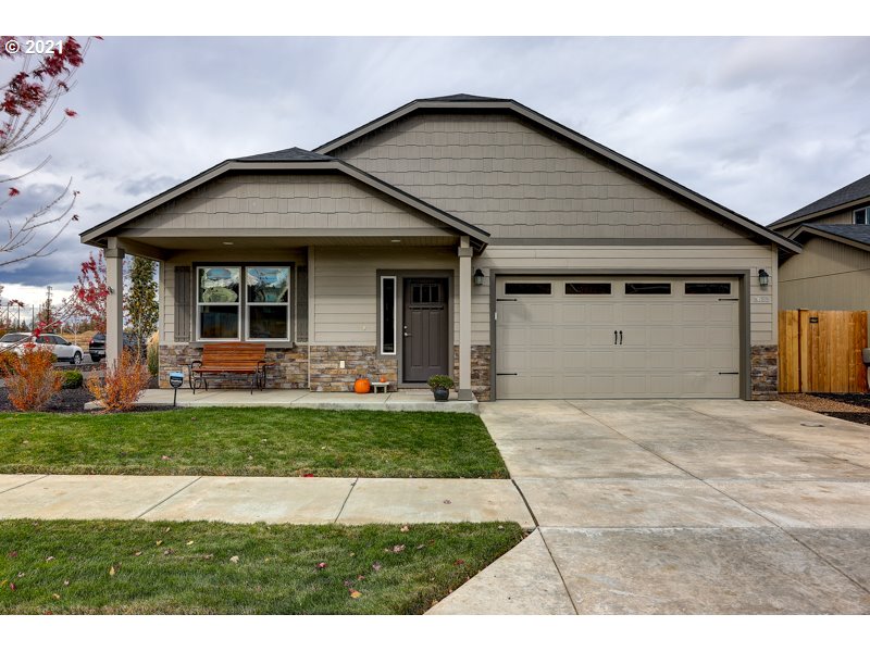 3683 SW PUMICE AVE (1 of 27)