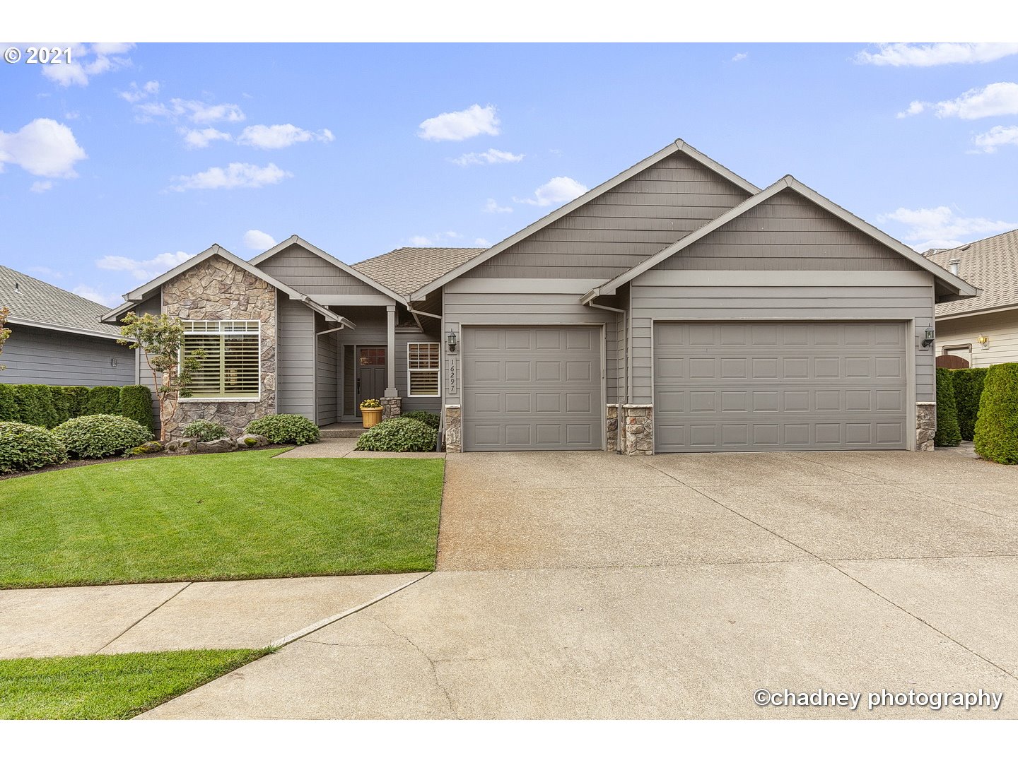 16297 SE ORCHARD VIEW LN (1 of 32)