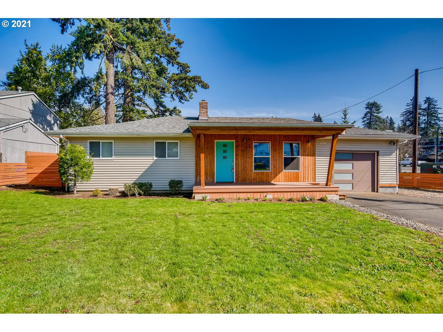 12766 SE 27TH AVE (1 of 25)