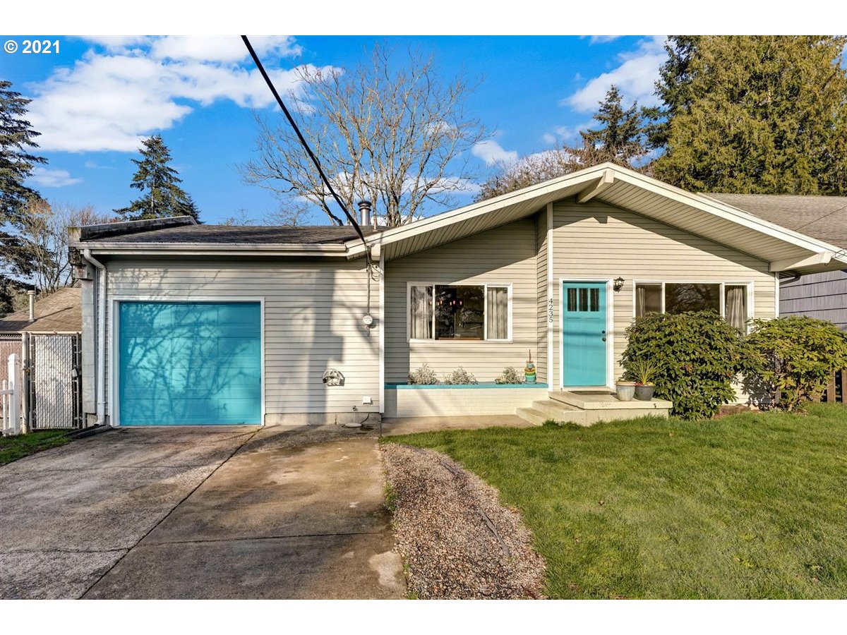 4235 SE 112TH AVE (1 of 20)