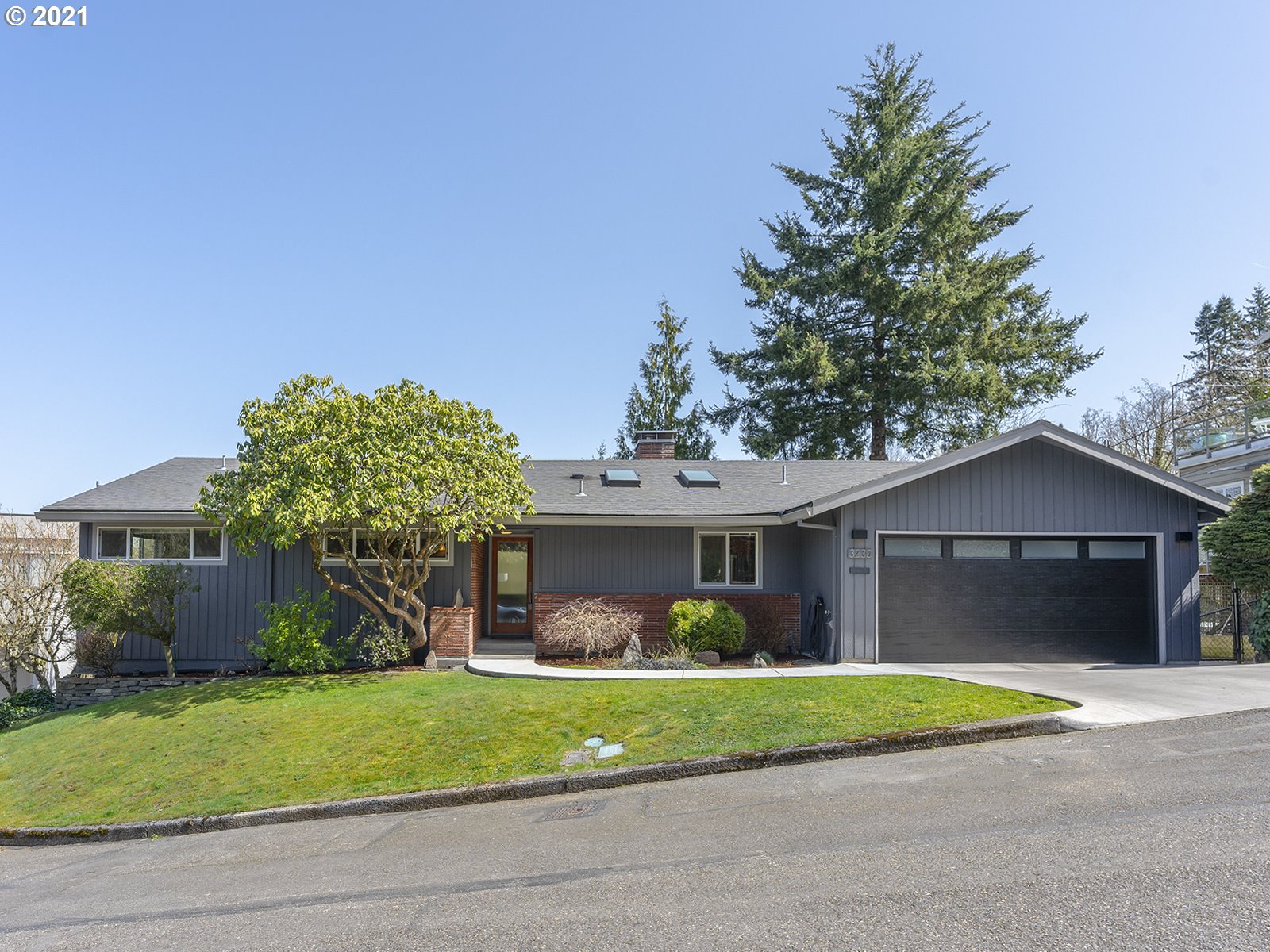 3230 SW GALE AVE (1 of 32)