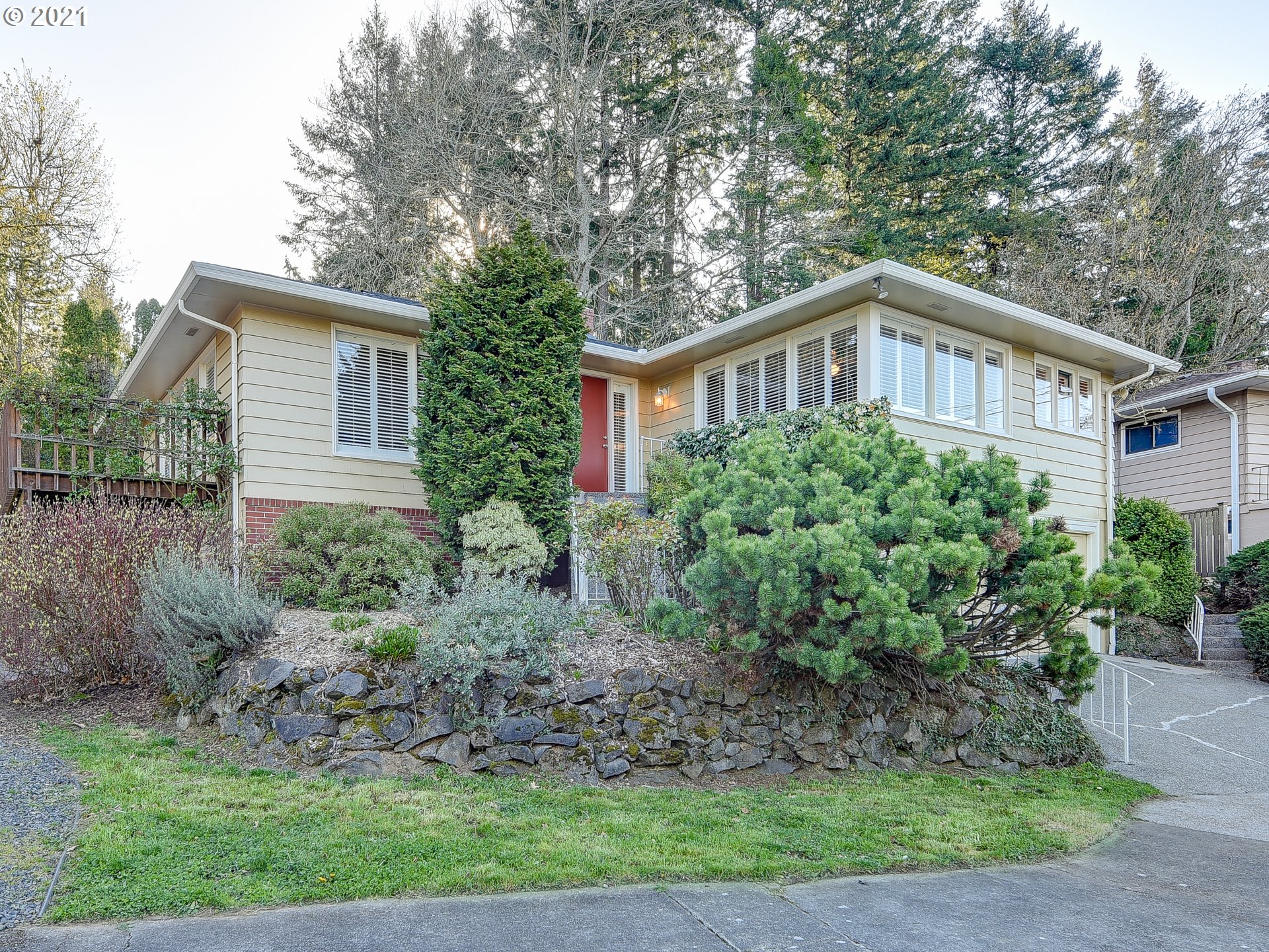 4322 SW 34TH AVE (1 of 32)