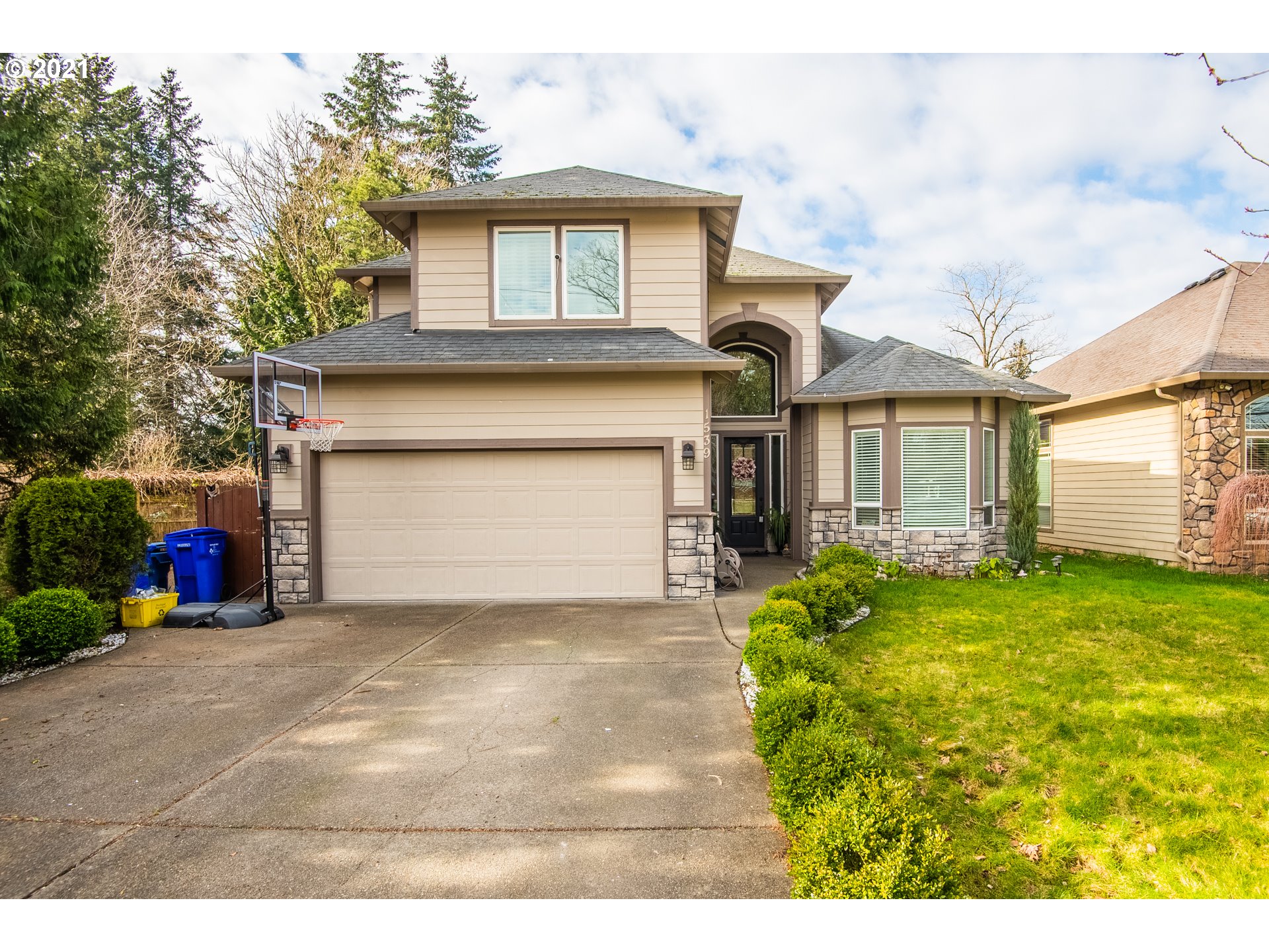 1539 SE 176TH AVE (1 of 30)