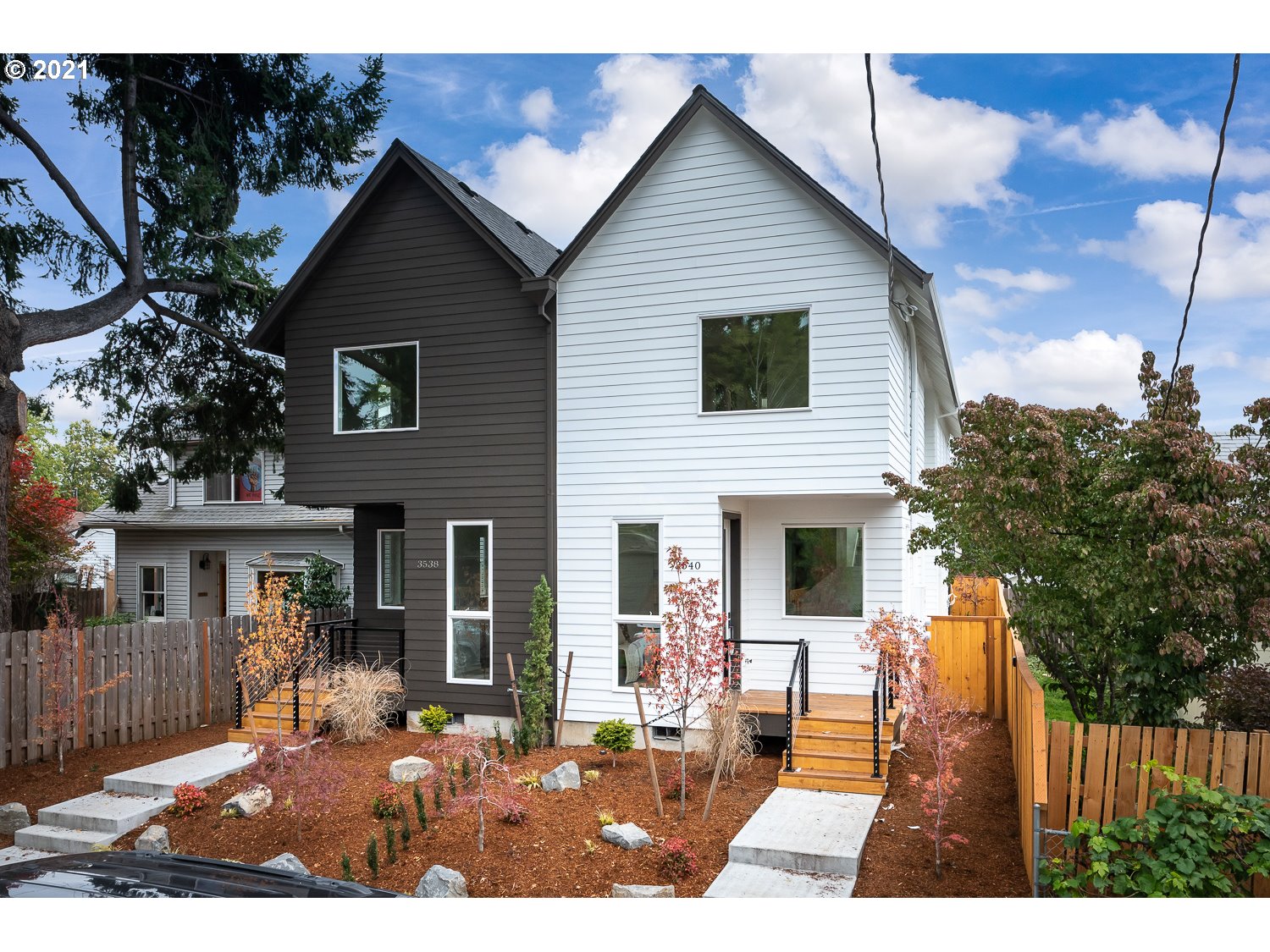 3540 SE 67TH AVE (1 of 32)