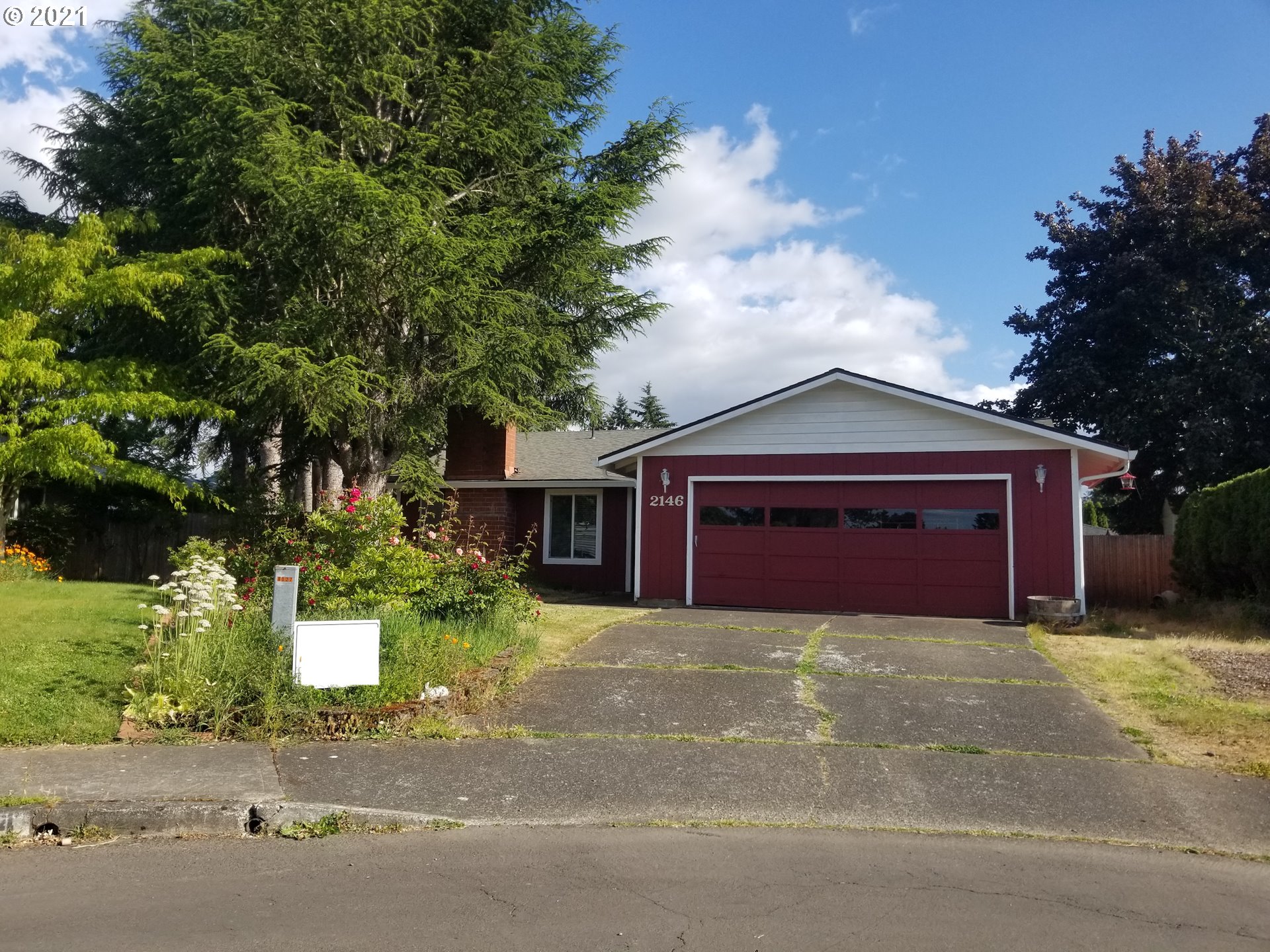 2146 SE 54TH AVE (1 of 16)