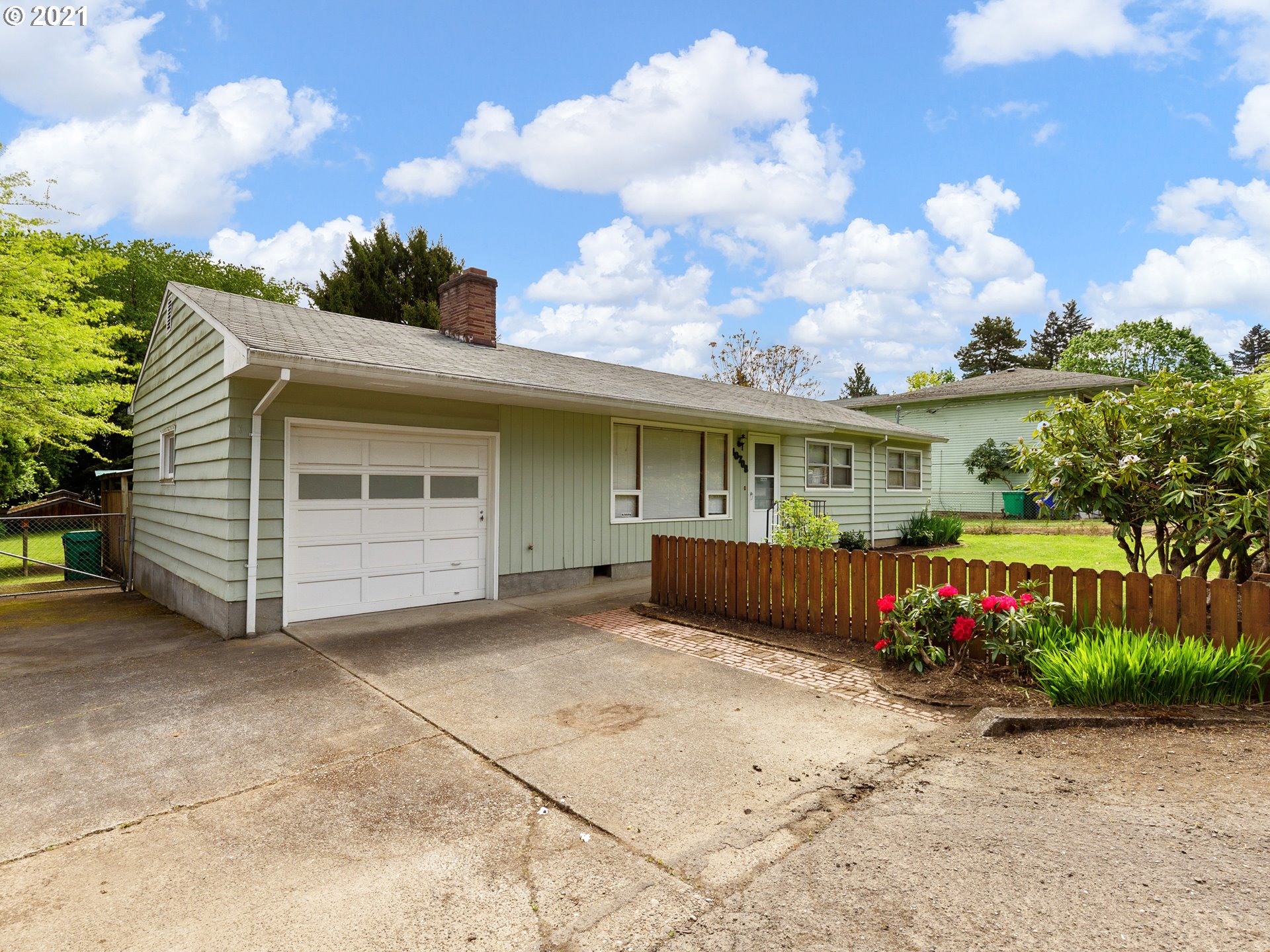 10708 SE 59TH AVE (1 of 28)
