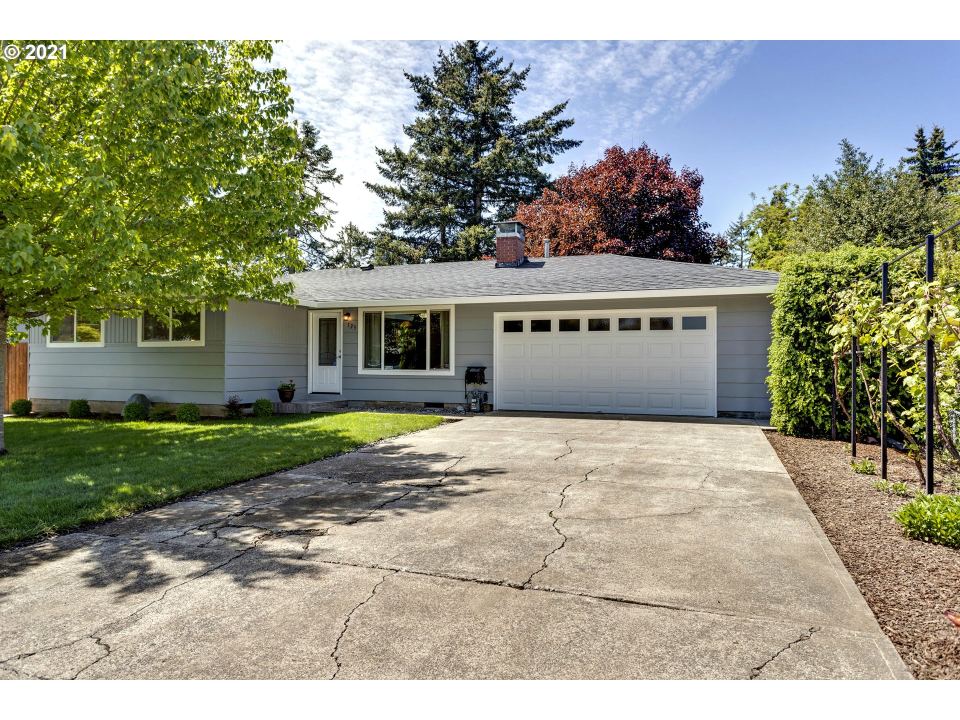 325 SE 154TH AVE (1 of 32)