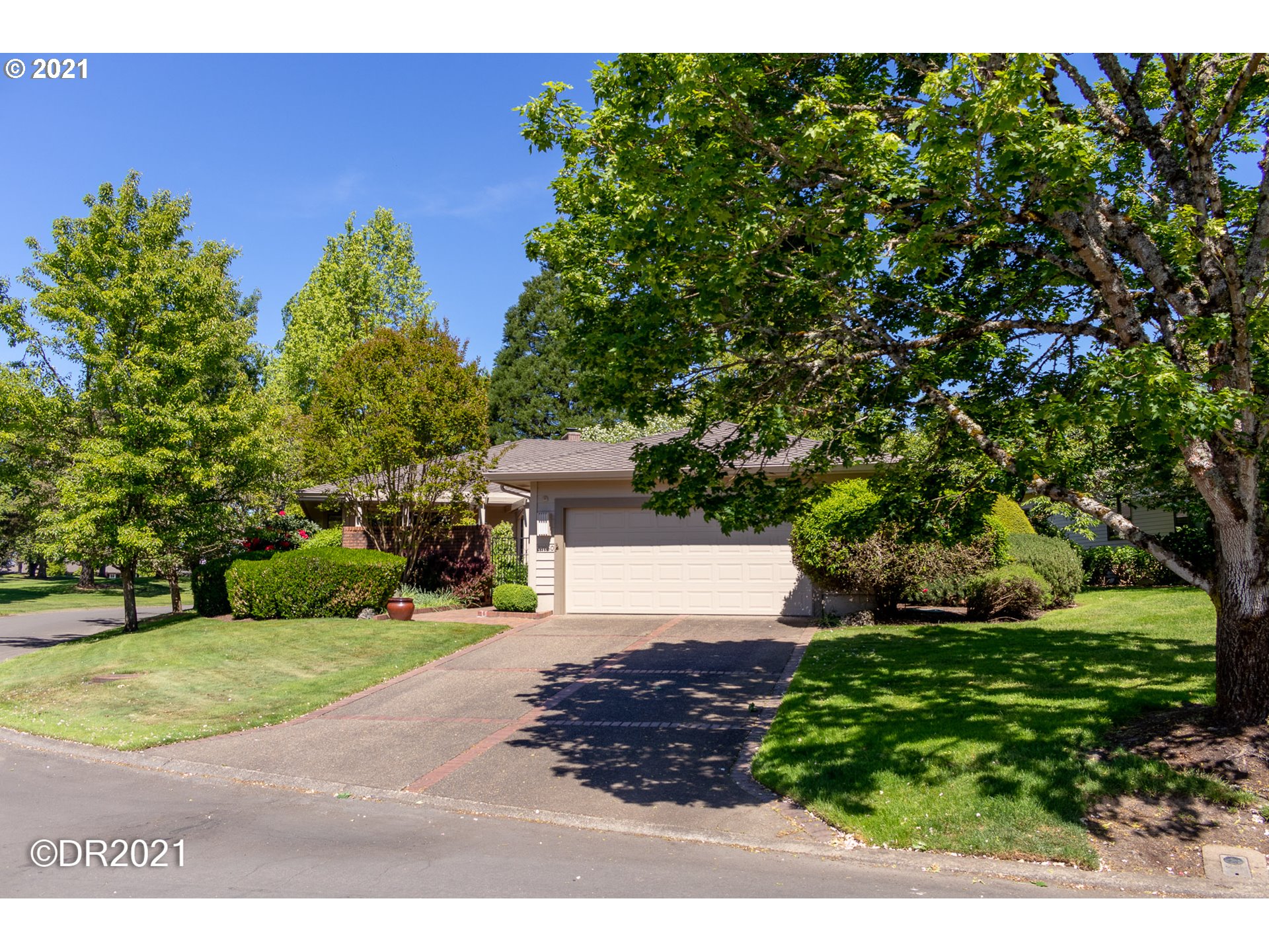 32660 SW LAKE POINT CT (1 of 32)