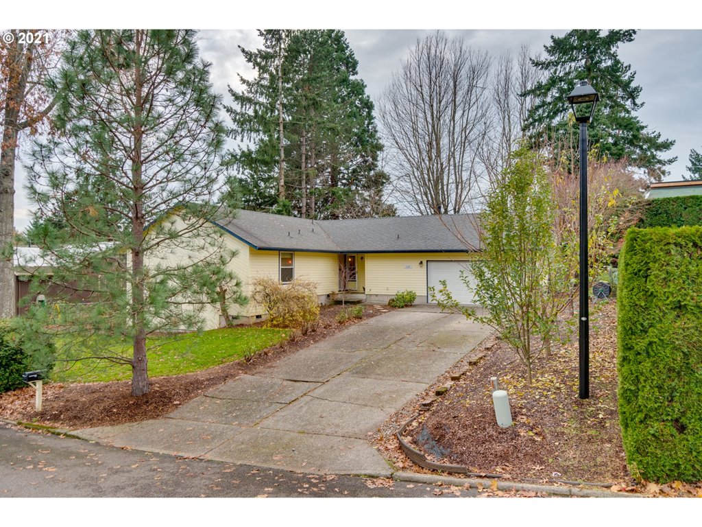 12225 SE 108TH AVE (1 of 30)