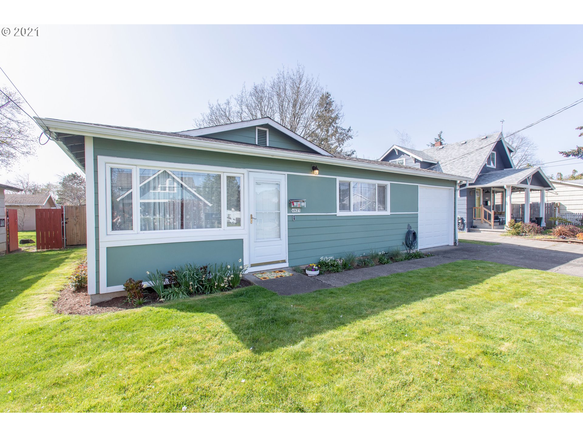 4825 SE 100TH AVE (1 of 26)