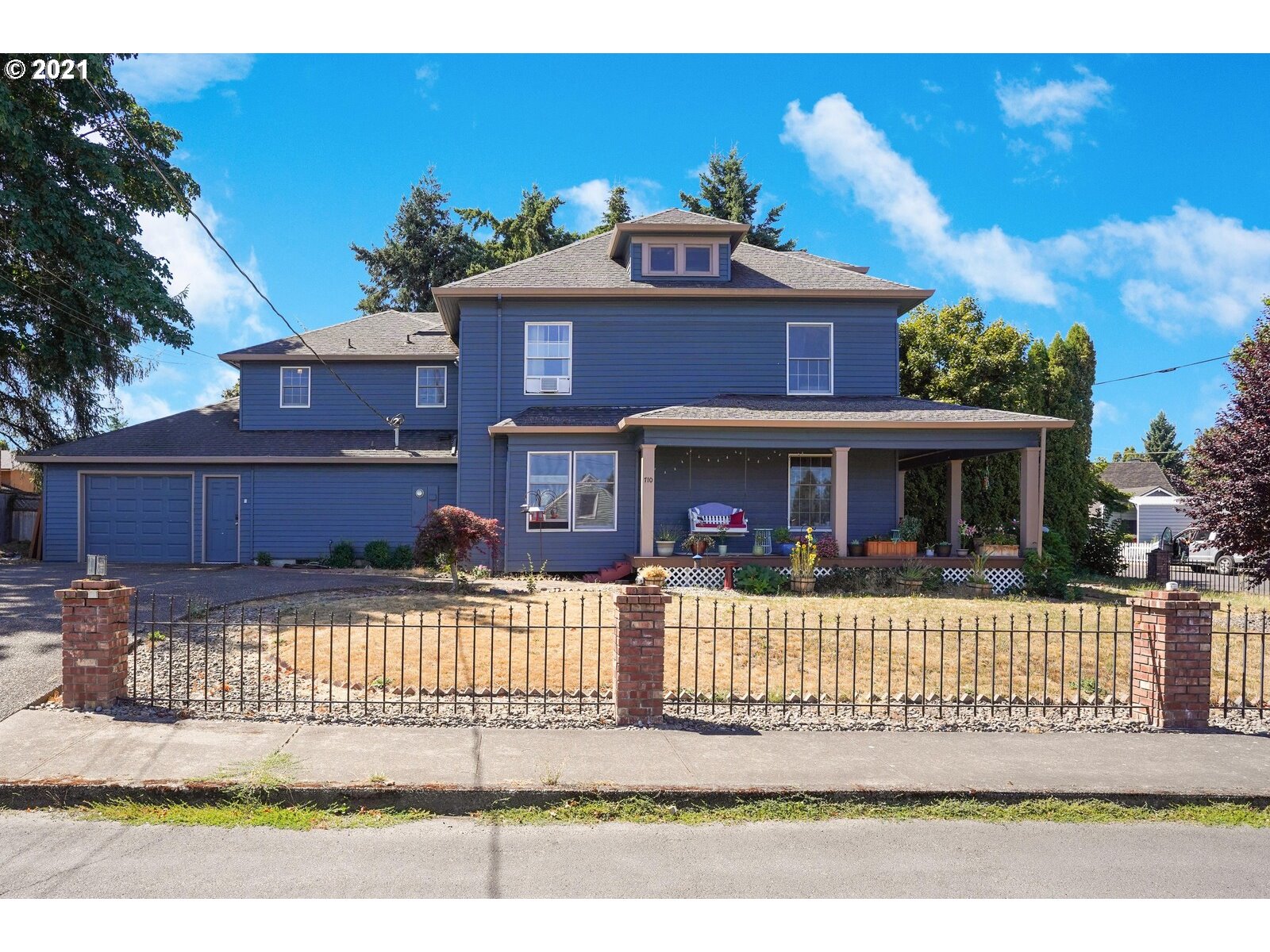 710 SW 3RD ST (1 of 31)