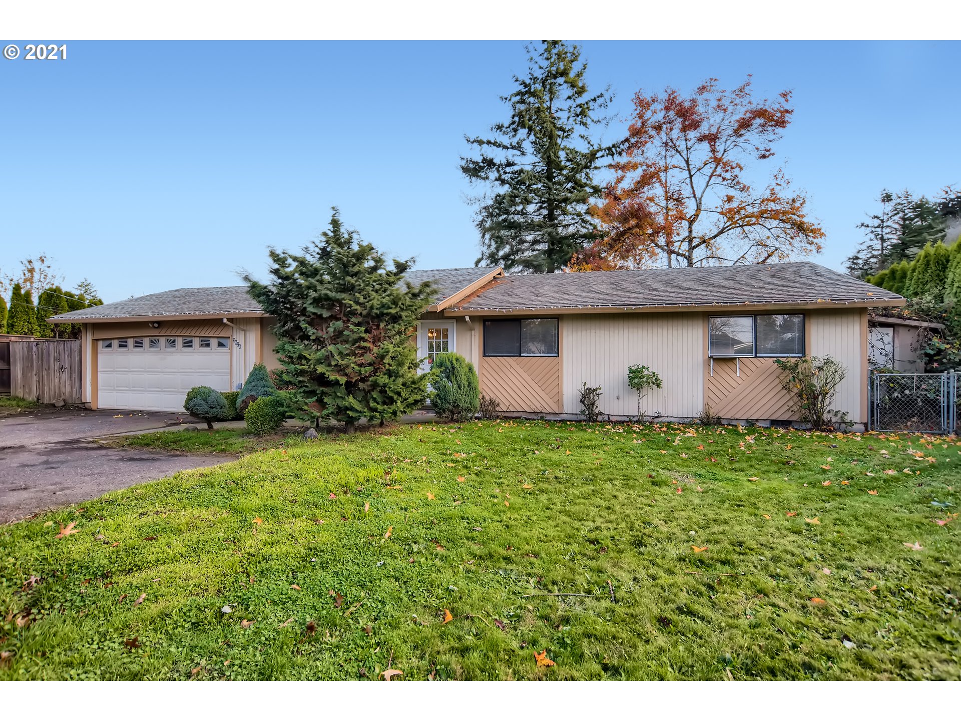 2626 SE 103RD AVE (1 of 26)