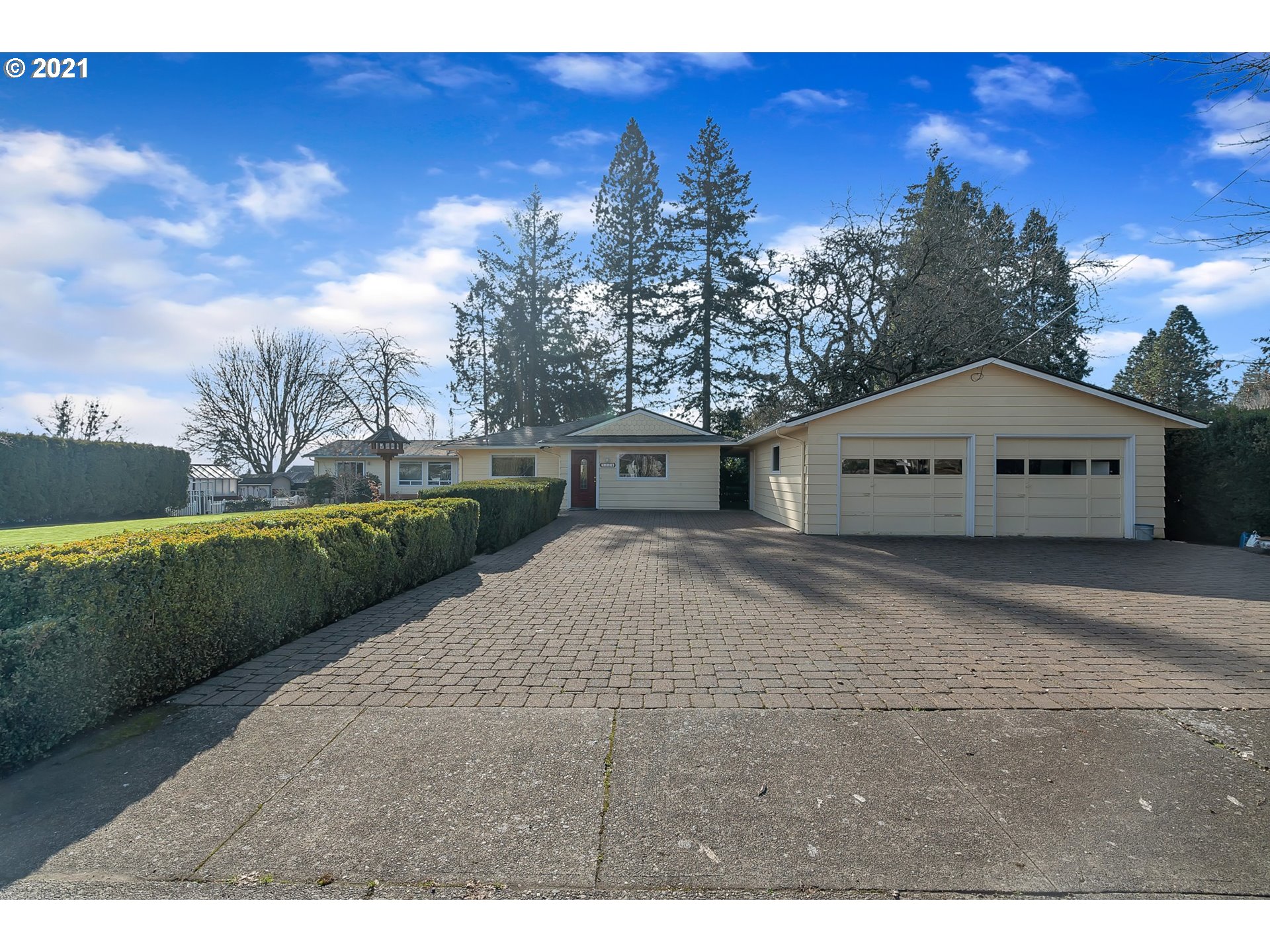 932 LEFOR DR NW (1 of 29)