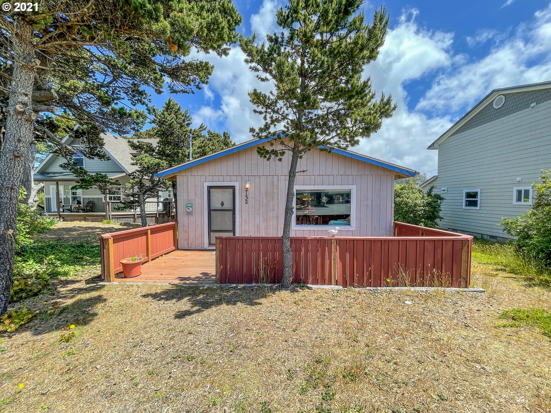 2132 NW INLET AVE (1 of 32)