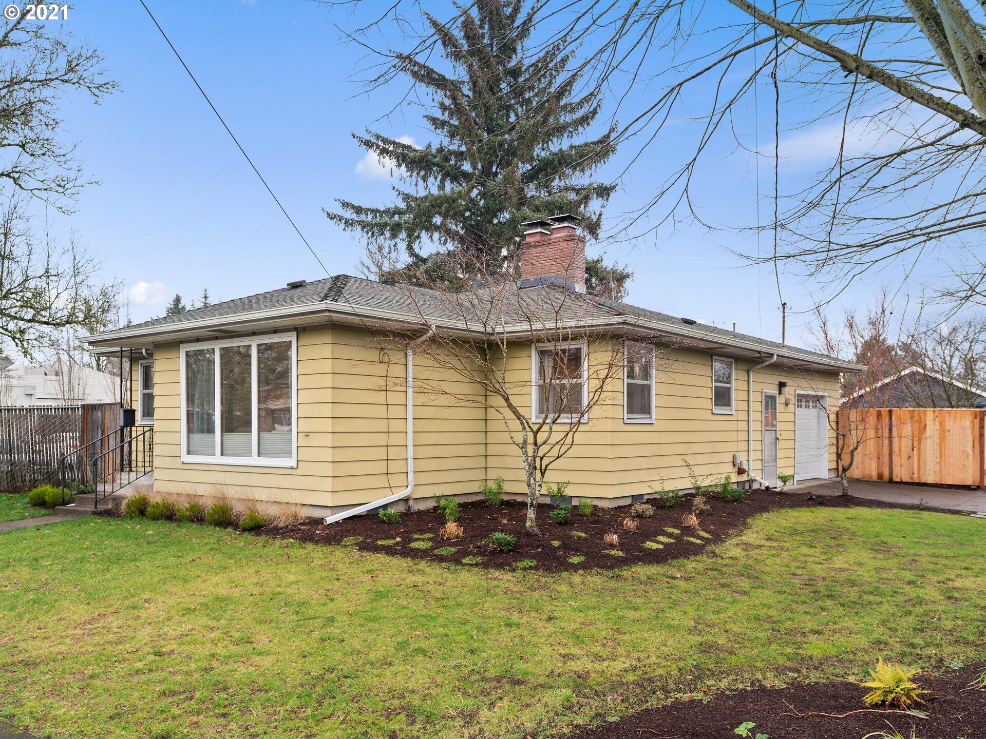 6032 SE 47TH AVE (1 of 32)