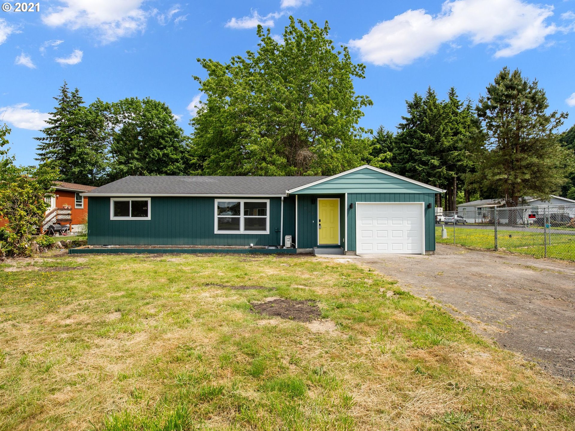 2030 46TH AVE (1 of 28)
