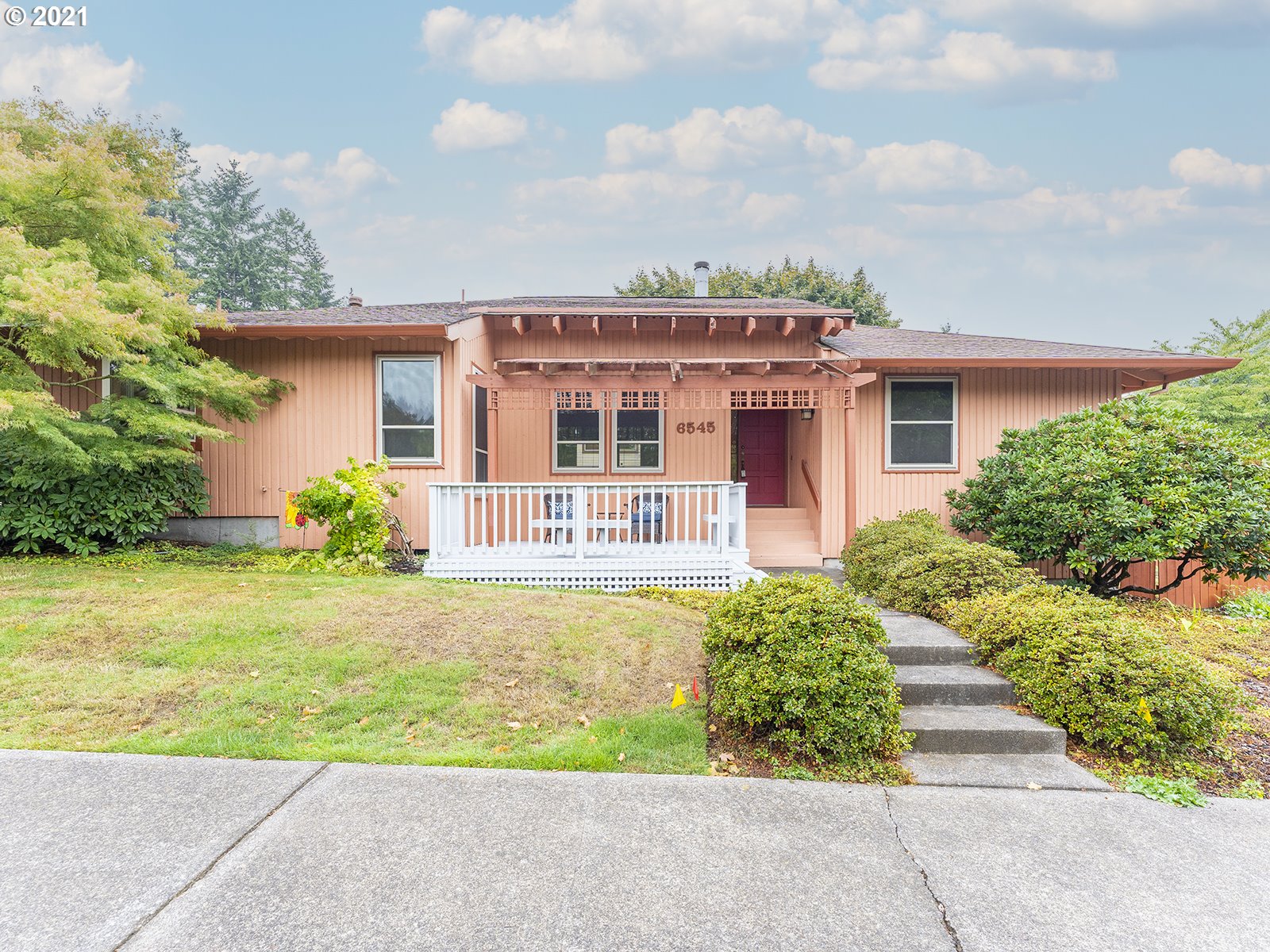 6545 SW 152ND AVE (1 of 32)
