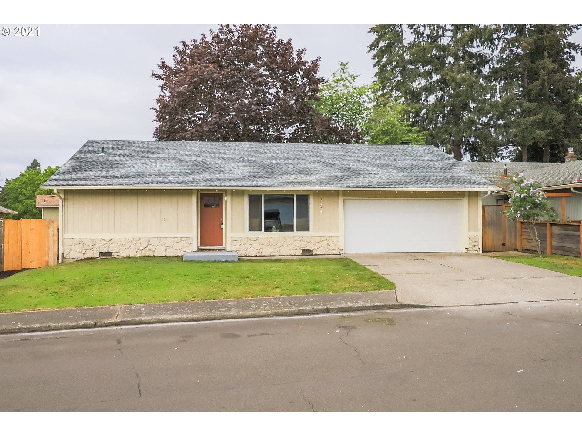 6045 SW 172ND AVE (1 of 31)