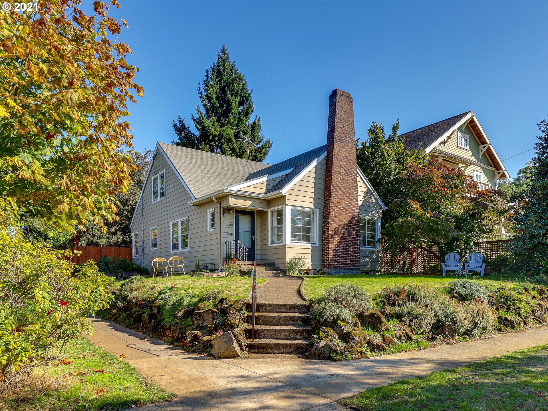 4302 SE 43RD AVE (1 of 30)