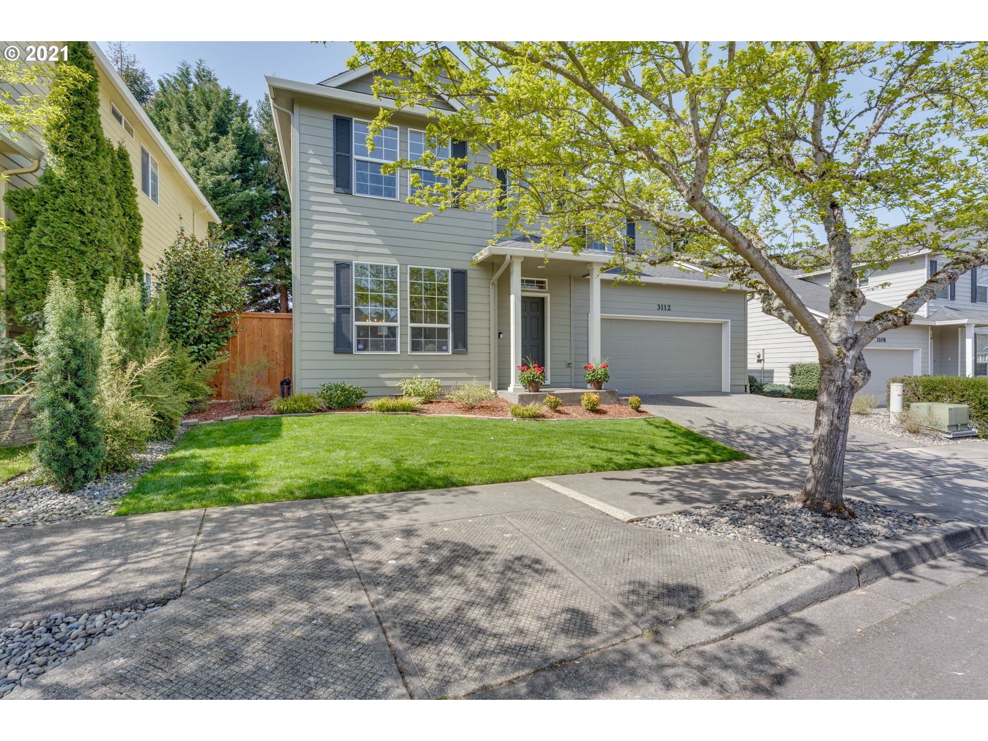 3112 SE 193RD AVE (1 of 32)