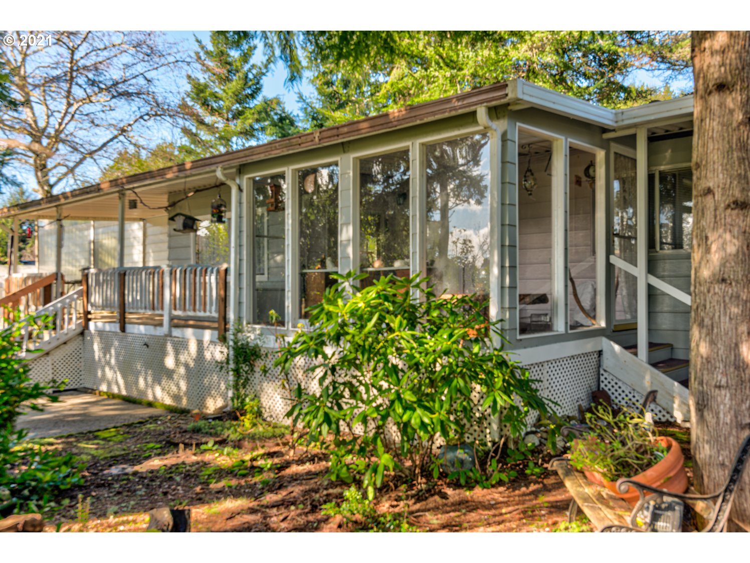 1600 RHODODENDRON DR 240 (1 of 22)
