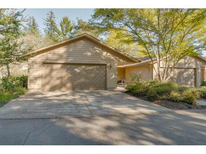1118 NW SPRINGWOOD LN (1 of 32)