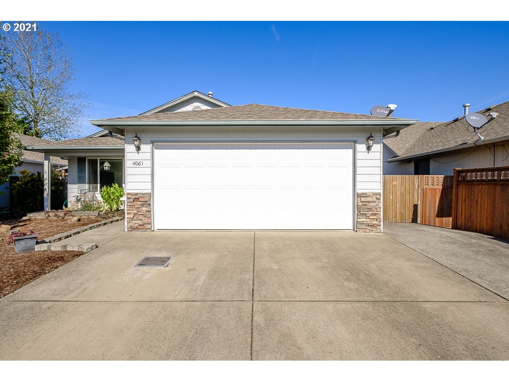 4061 WINDY AVE (1 of 29)
