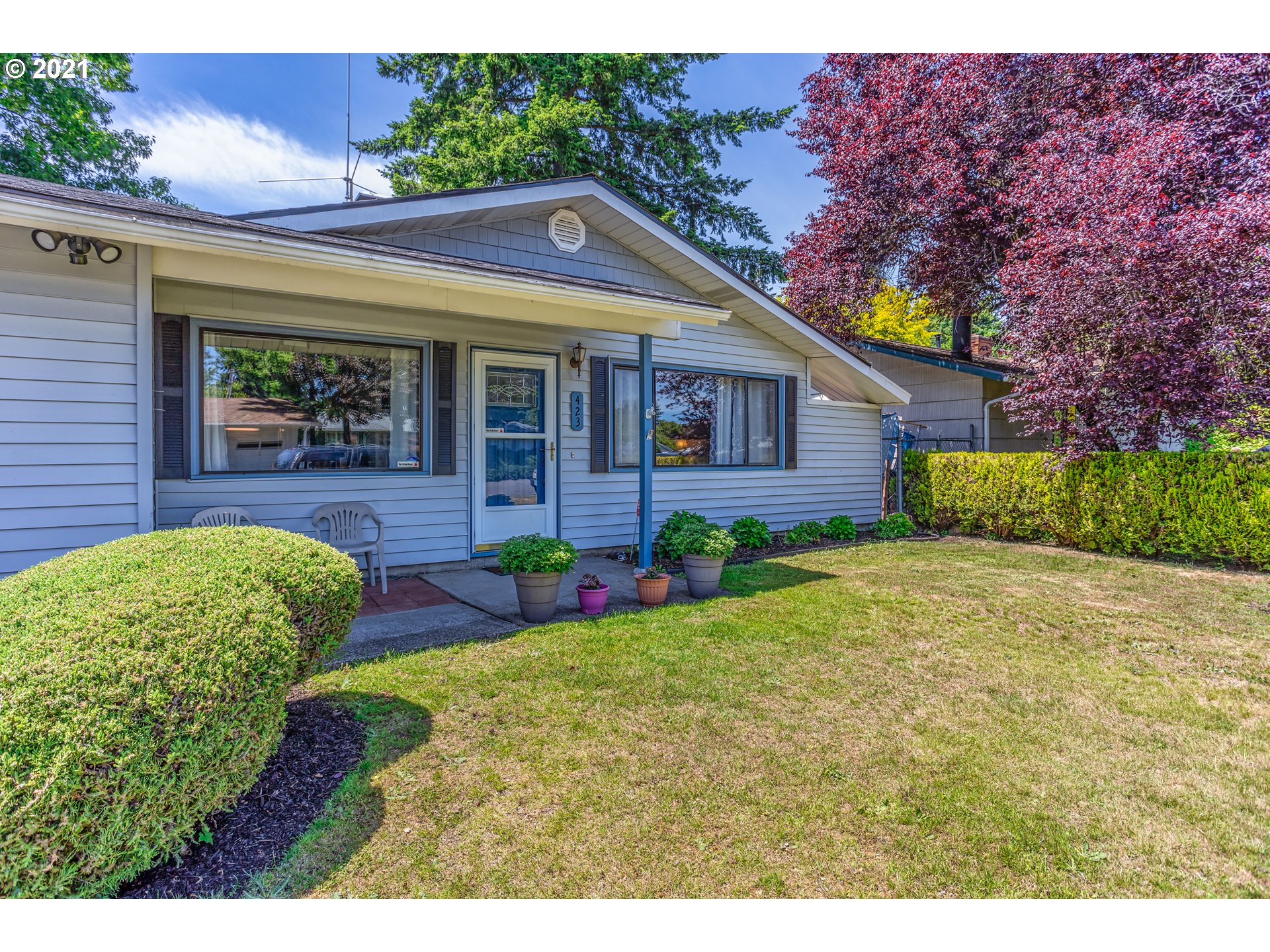 423 SE 167TH AVE (1 of 26)