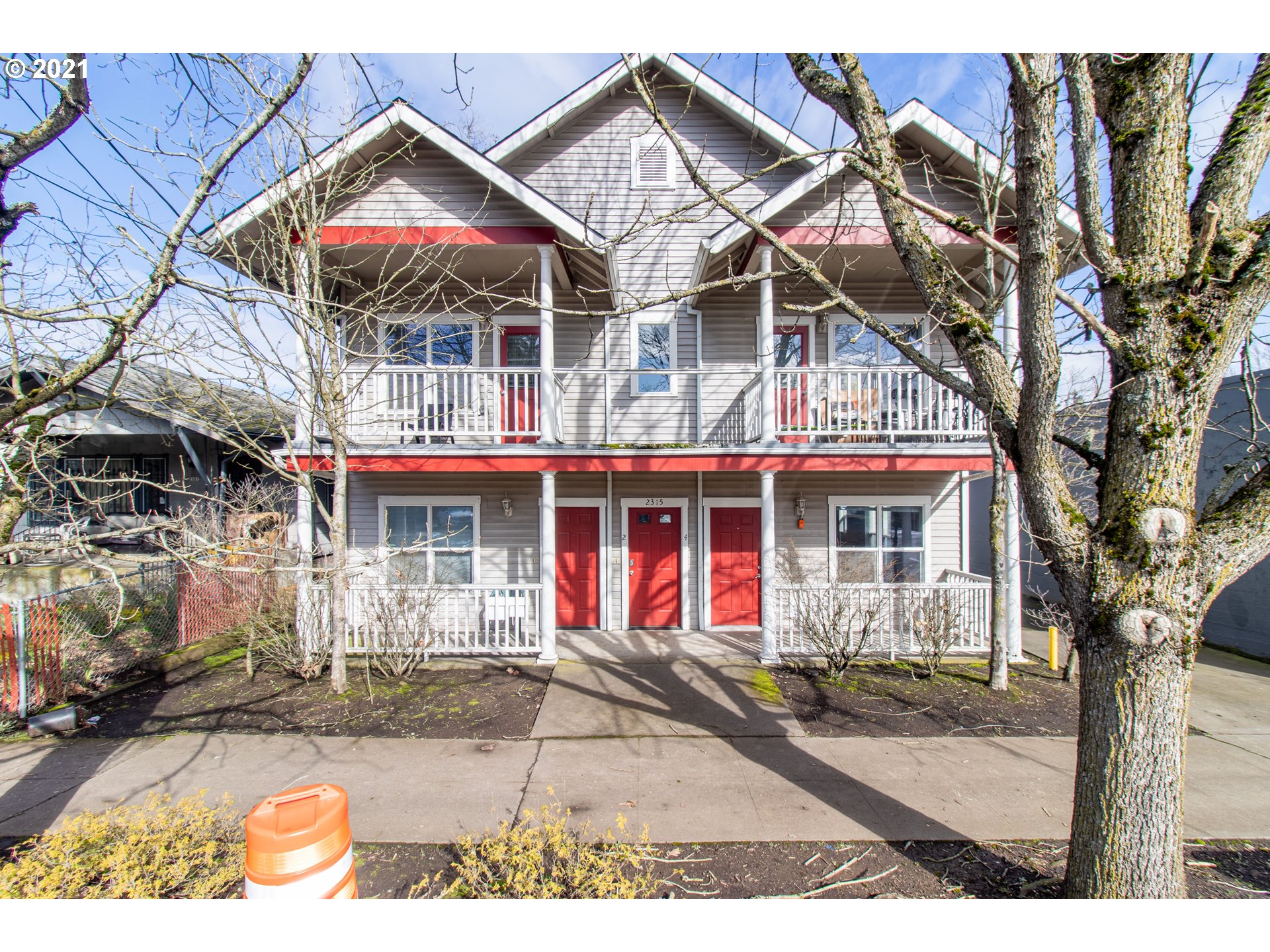2315 N LOMBARD ST (1 of 17)