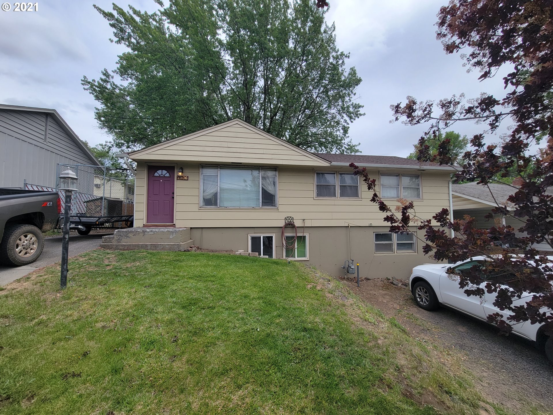 2906 SW HAILEY AVE (1 of 27)