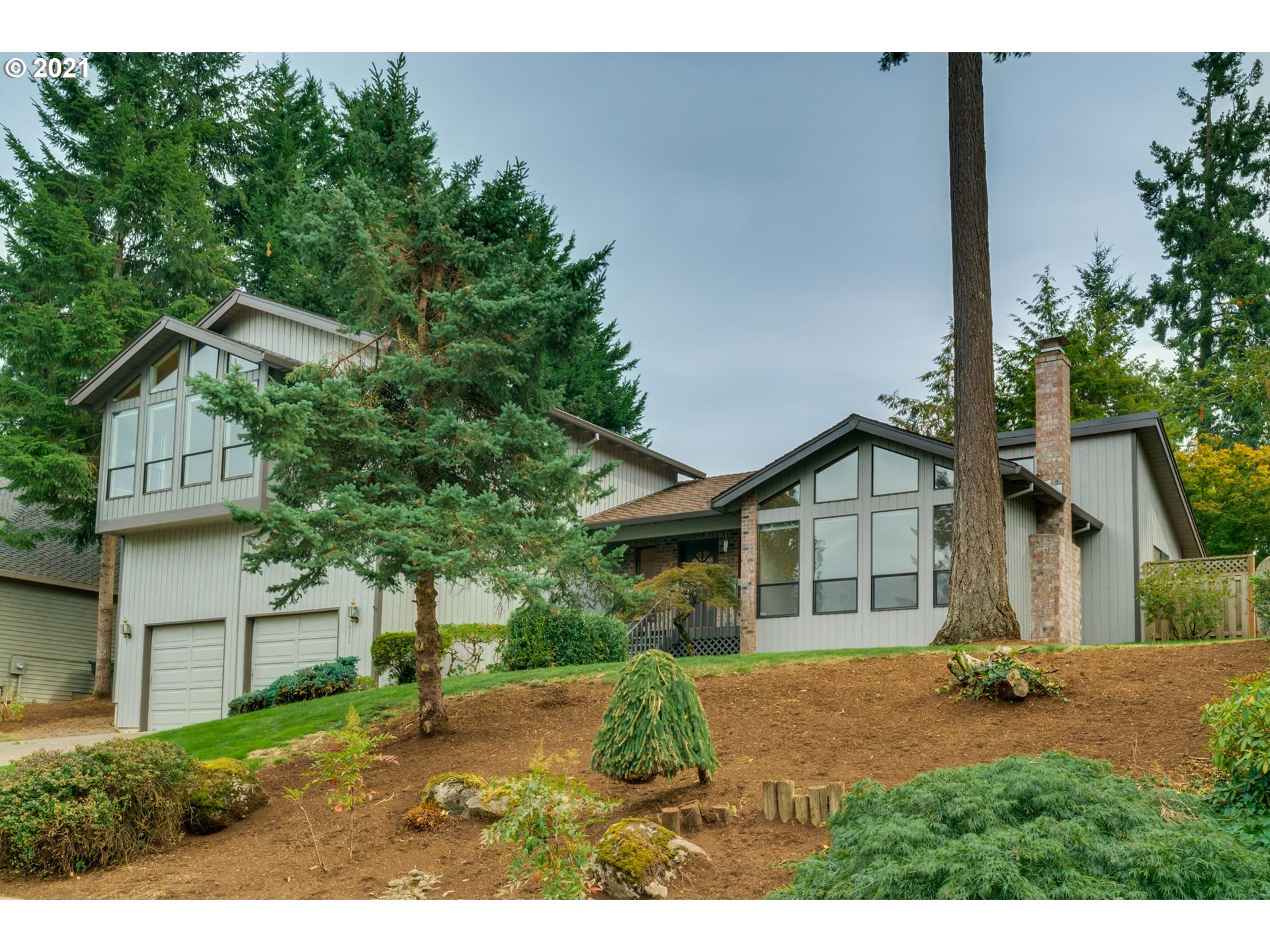 1330 TROON DR (1 of 27)