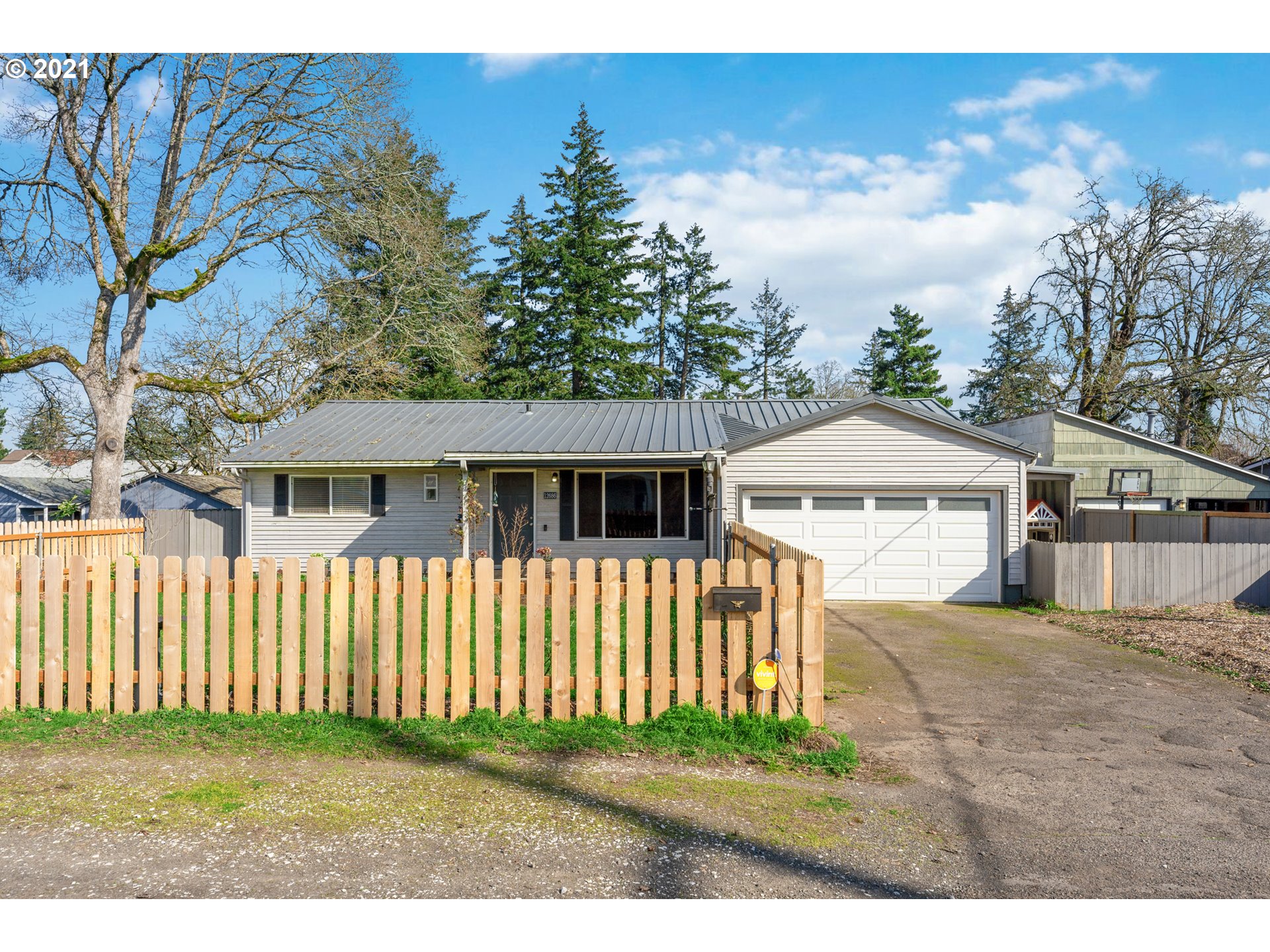 12686 SE 23RD AVE (1 of 21)