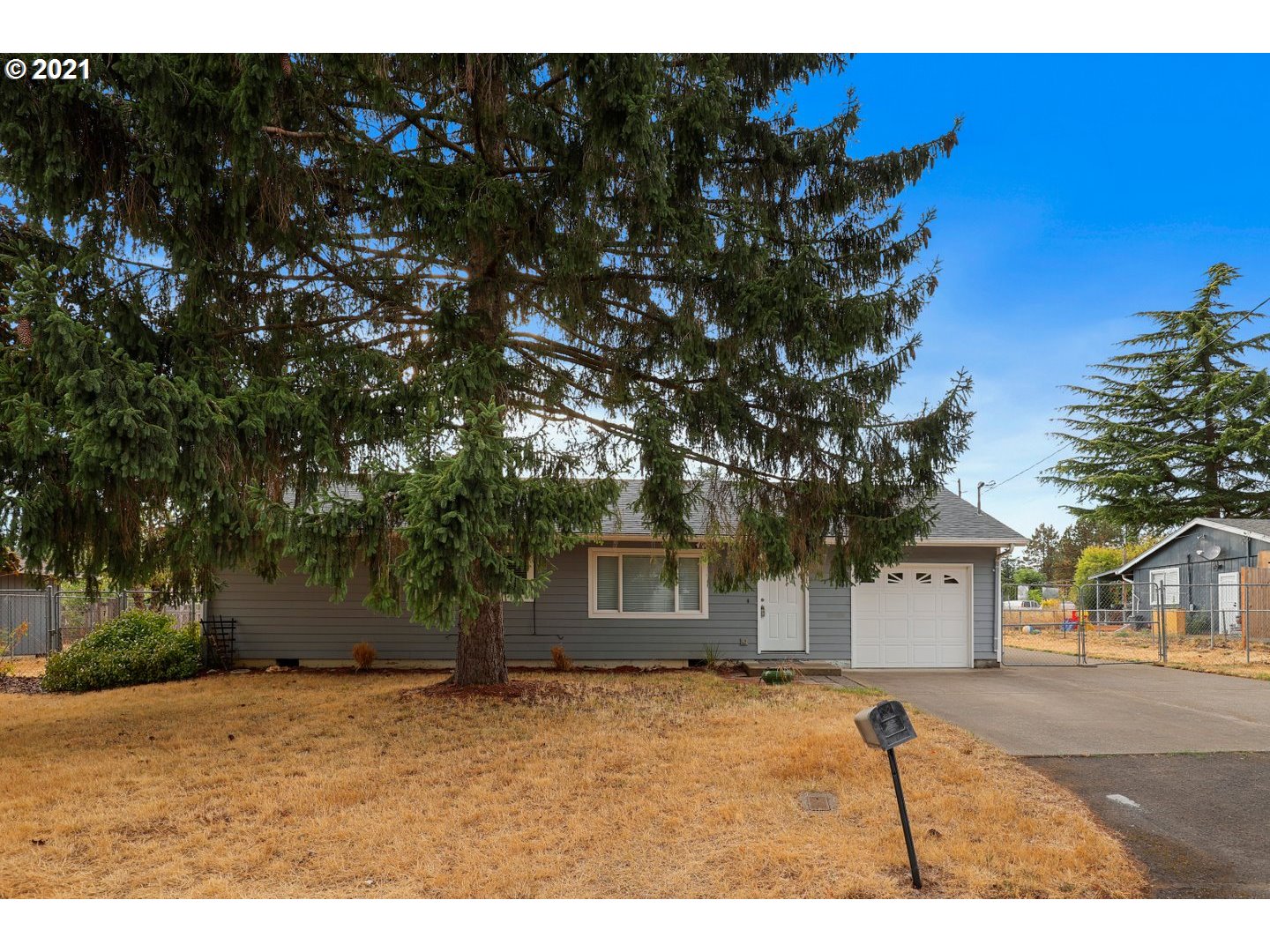 4531 SE 118TH AVE (1 of 21)