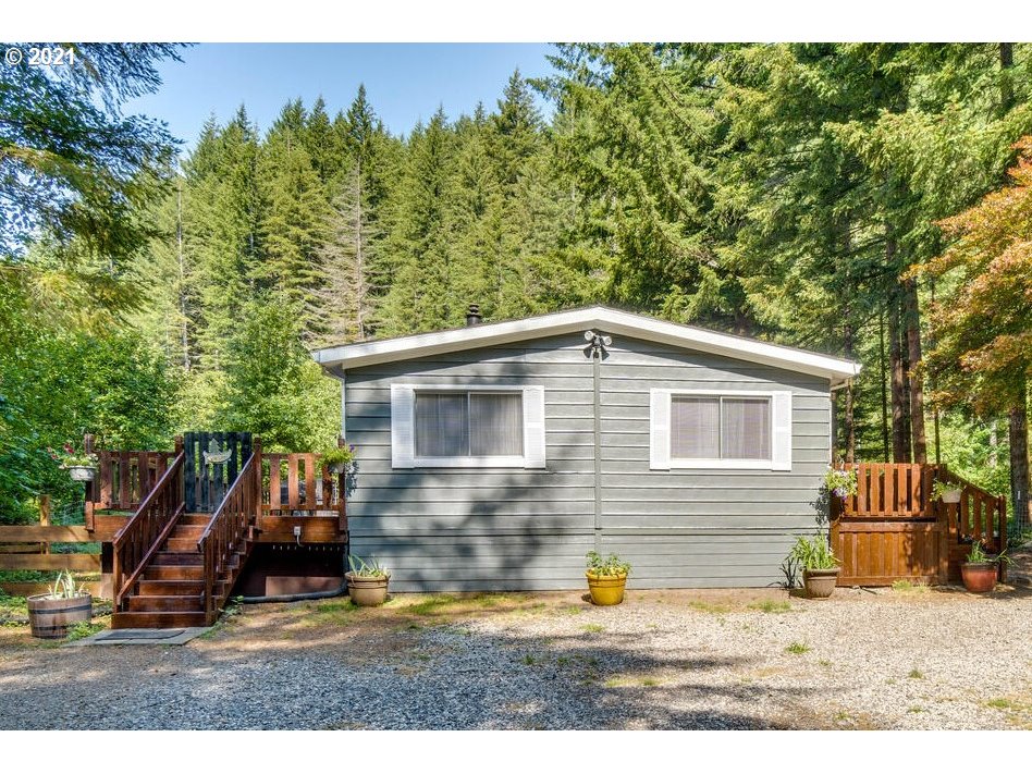16601 WASHOUGAL RIVER RD (1 of 32)