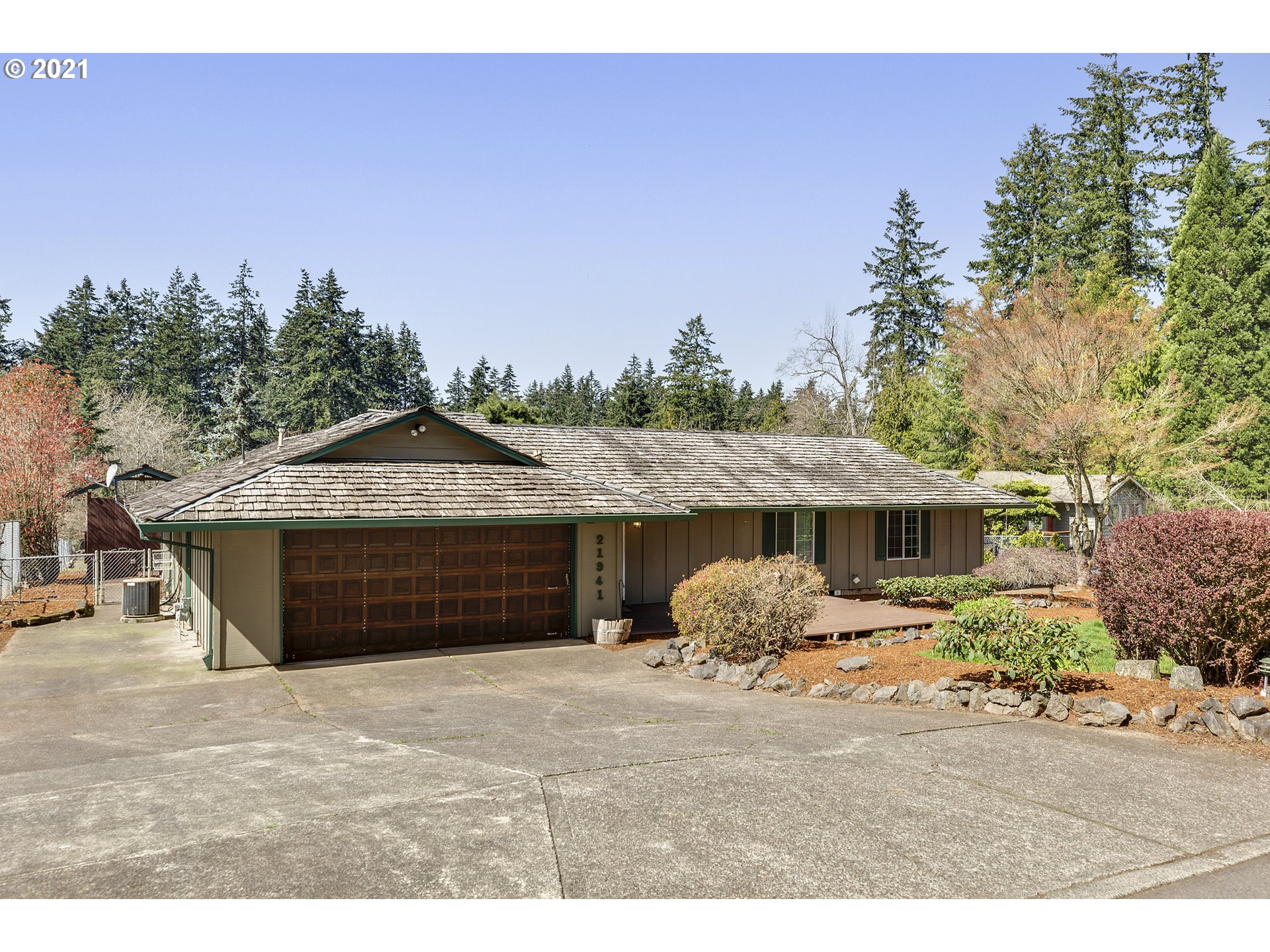 21941 S LARKSPUR AVE (1 of 32)