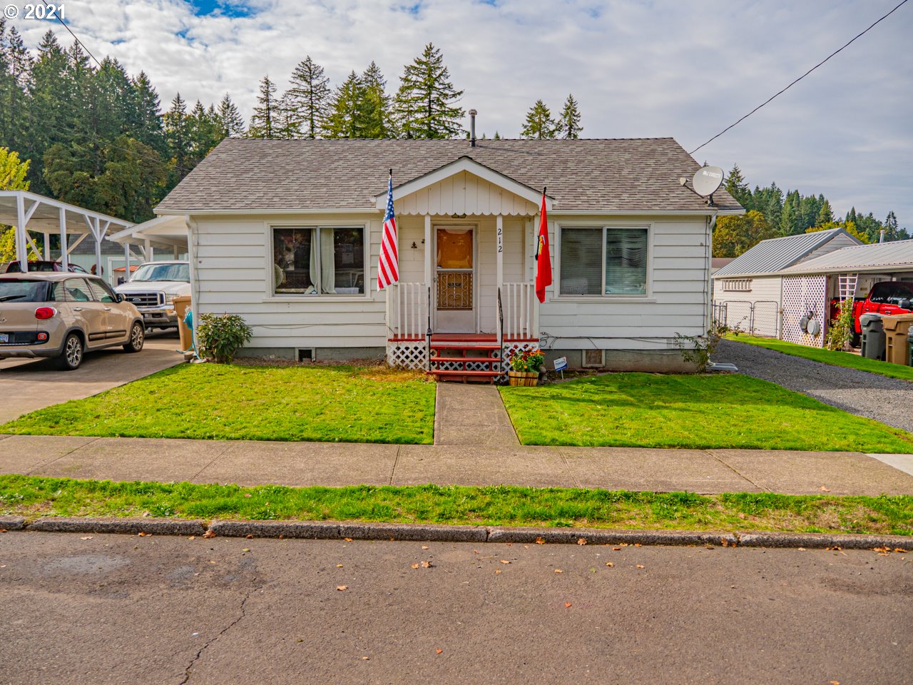212 7TH AVE (1 of 32)