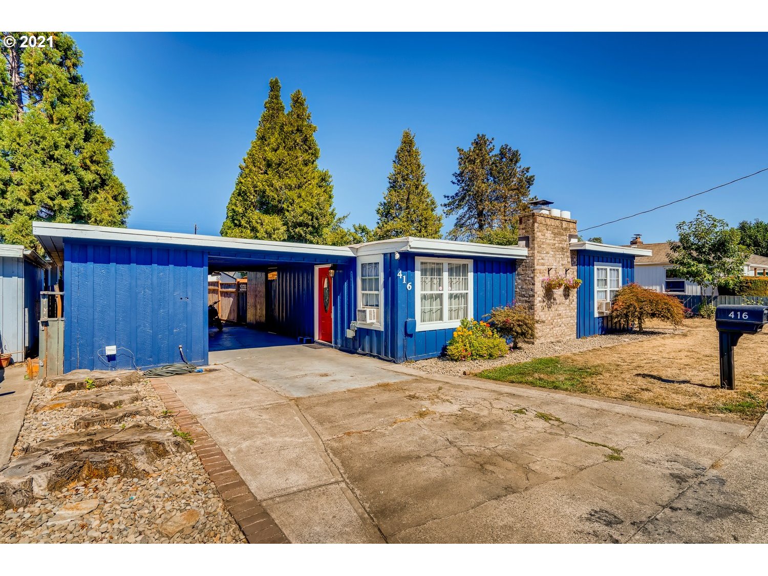 416 SW 3RD AVE (1 of 28)