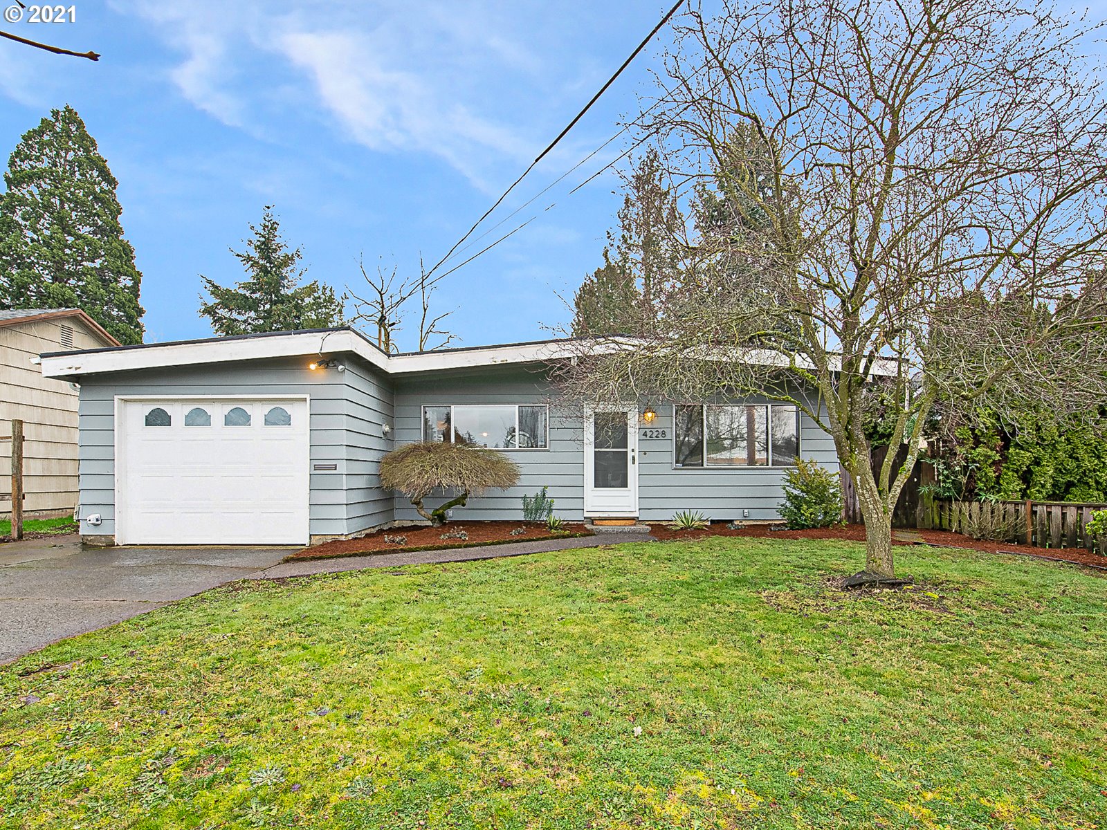 4228 SE 75TH AVE (1 of 28)