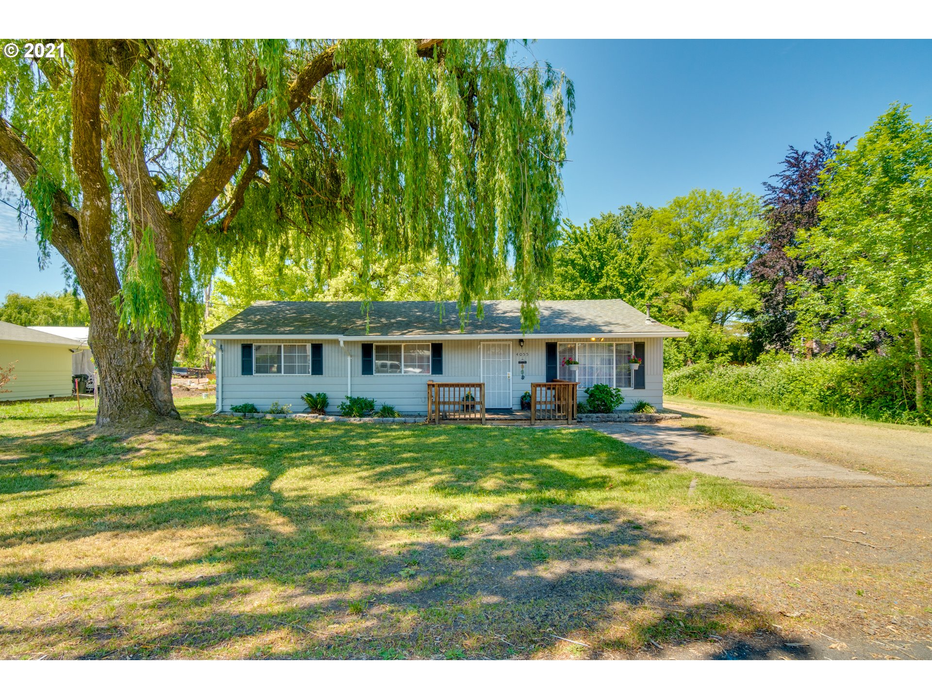 4055 SW 175TH AVE (1 of 32)