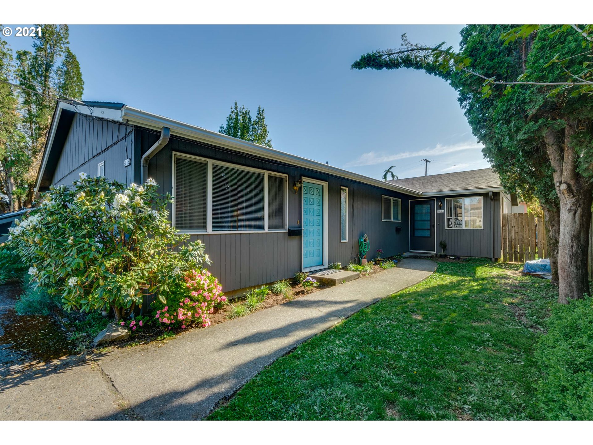6016 SE 53RD AVE (1 of 30)