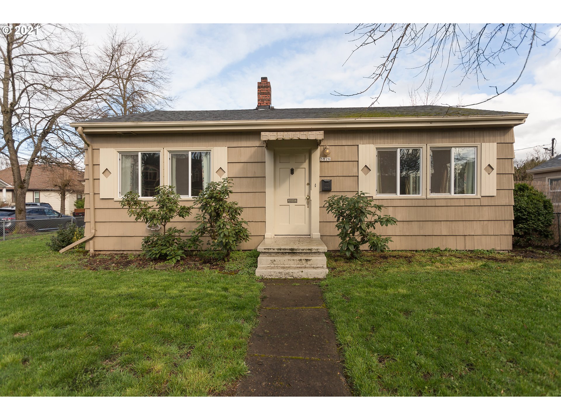 3826 SE 60TH AVE (1 of 30)