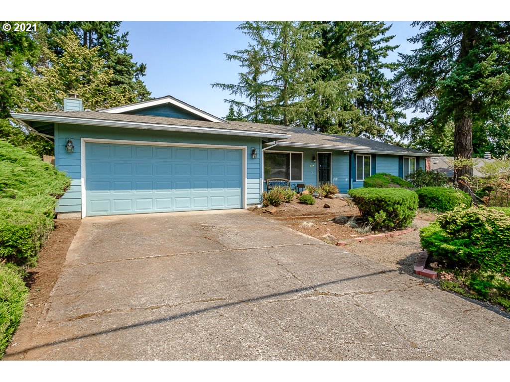 655 MADRONA AVE (1 of 22)