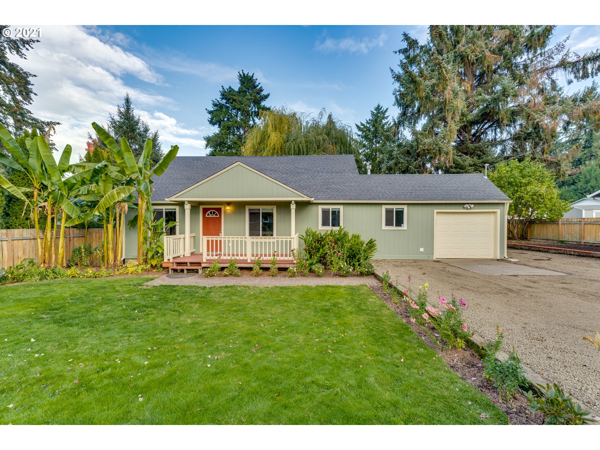 4420 SW 188TH AVE (1 of 32)