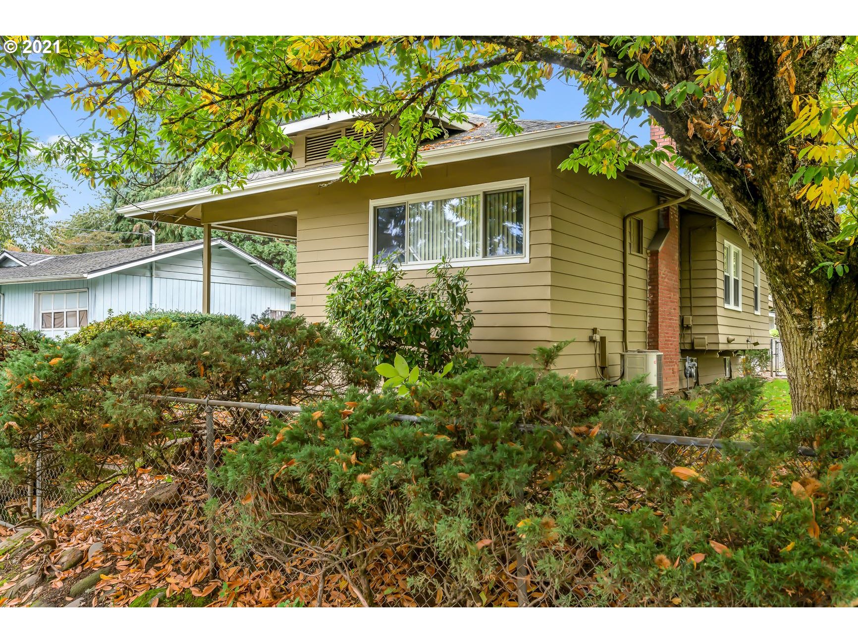 7404 N HURON AVE (1 of 24)