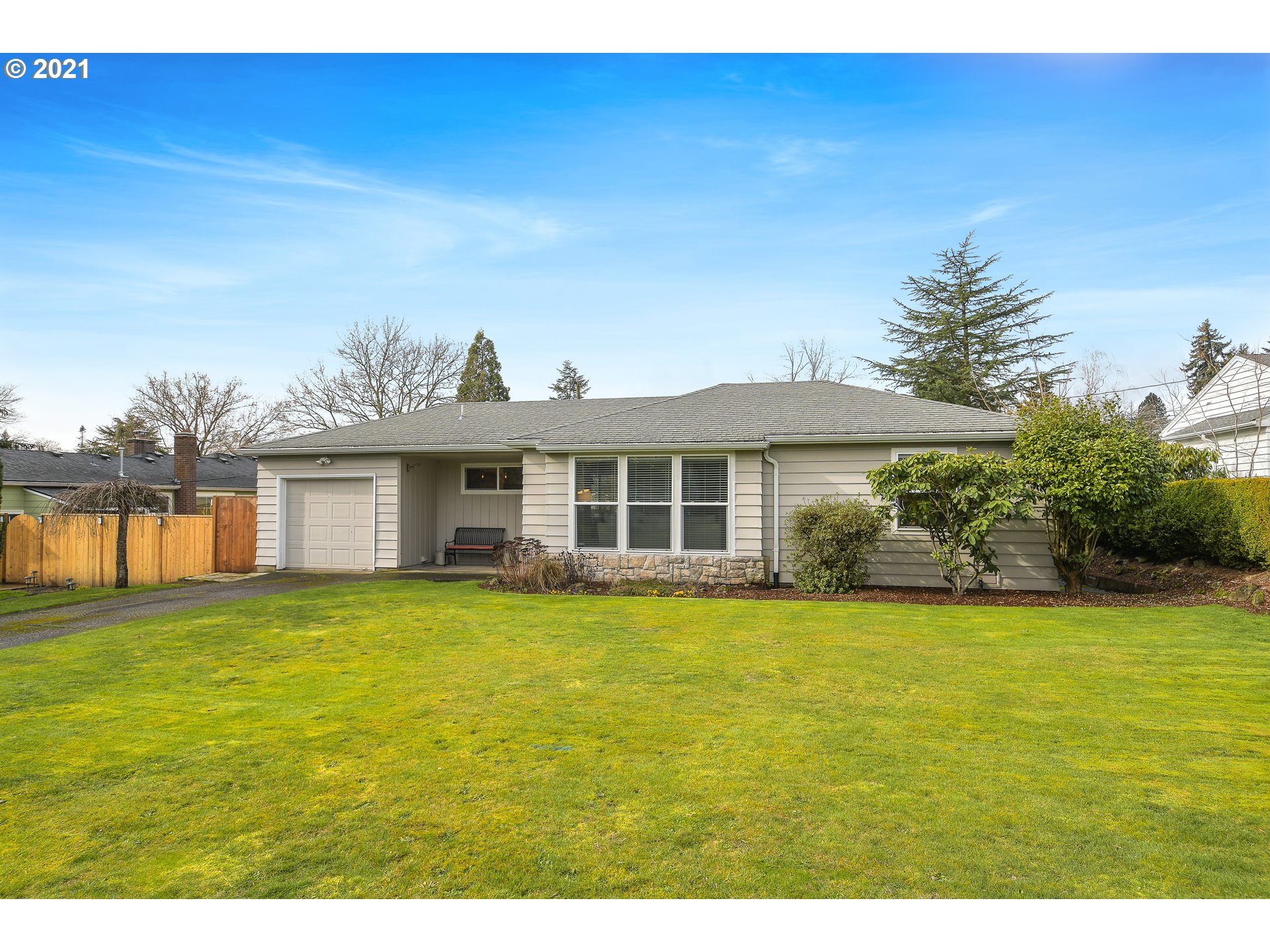 2985 SW 119TH AVE (1 of 30)