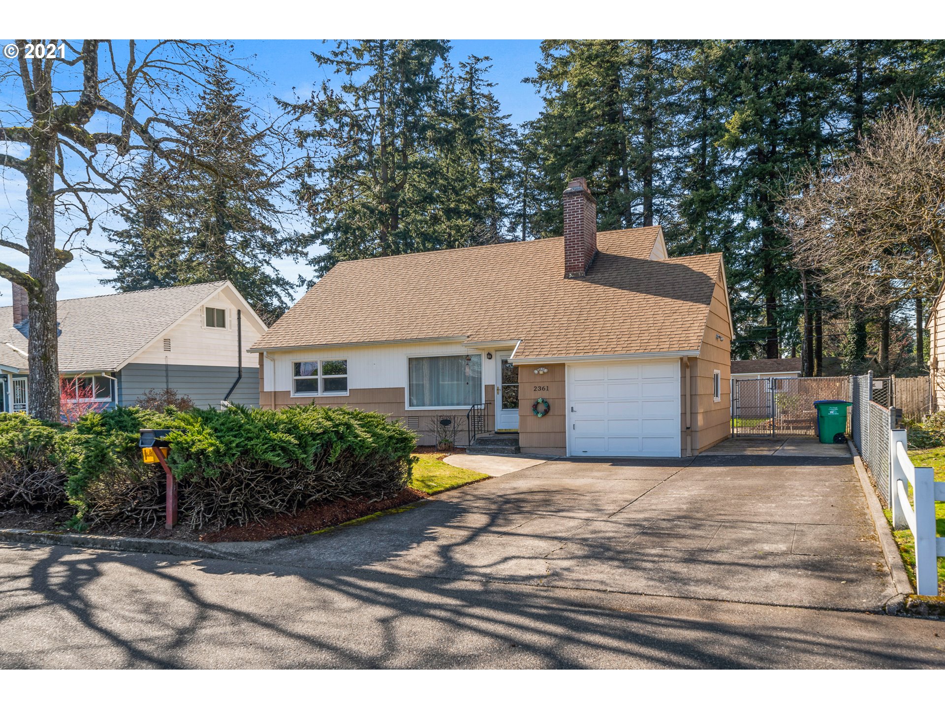 2361 SE 115TH AVE (1 of 21)