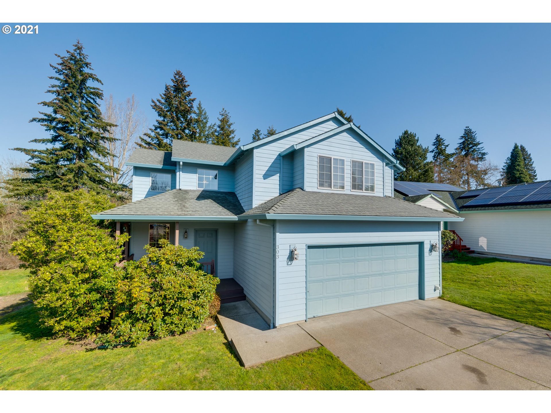 303 SE 68TH AVE (1 of 30)