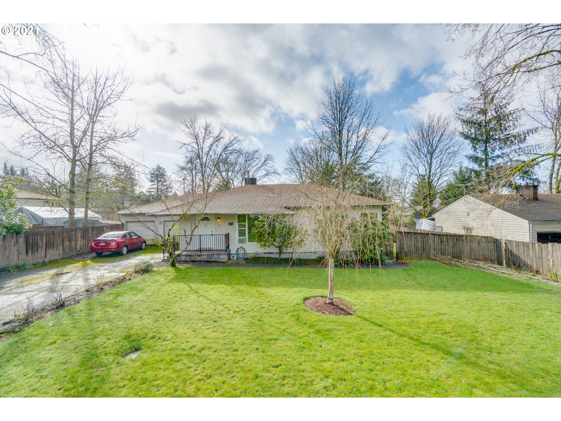 6246 SW TAYLORS FERRY RD (1 of 32)
